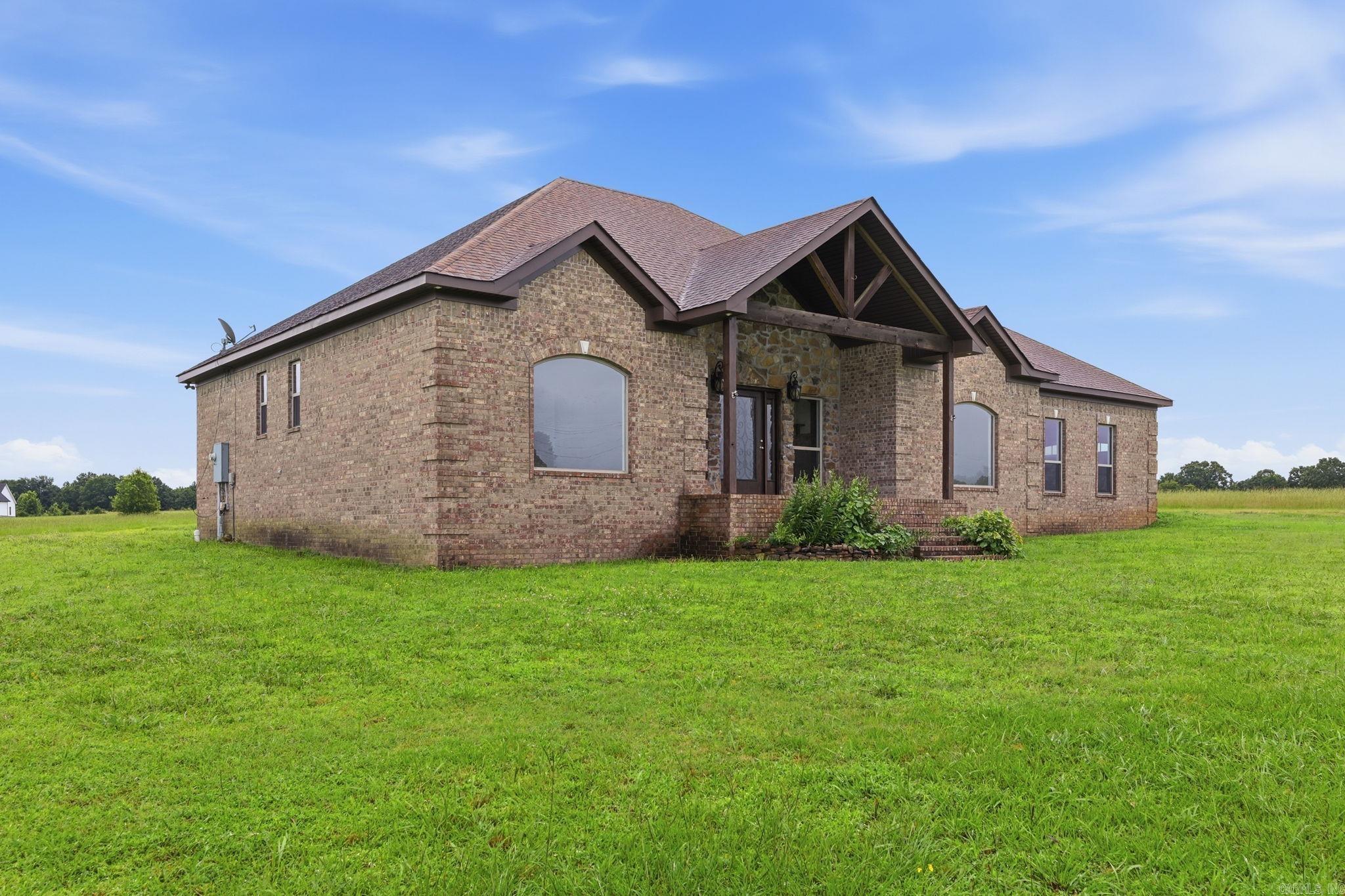 307 Copperas Springs Rd. Property Photo 3
