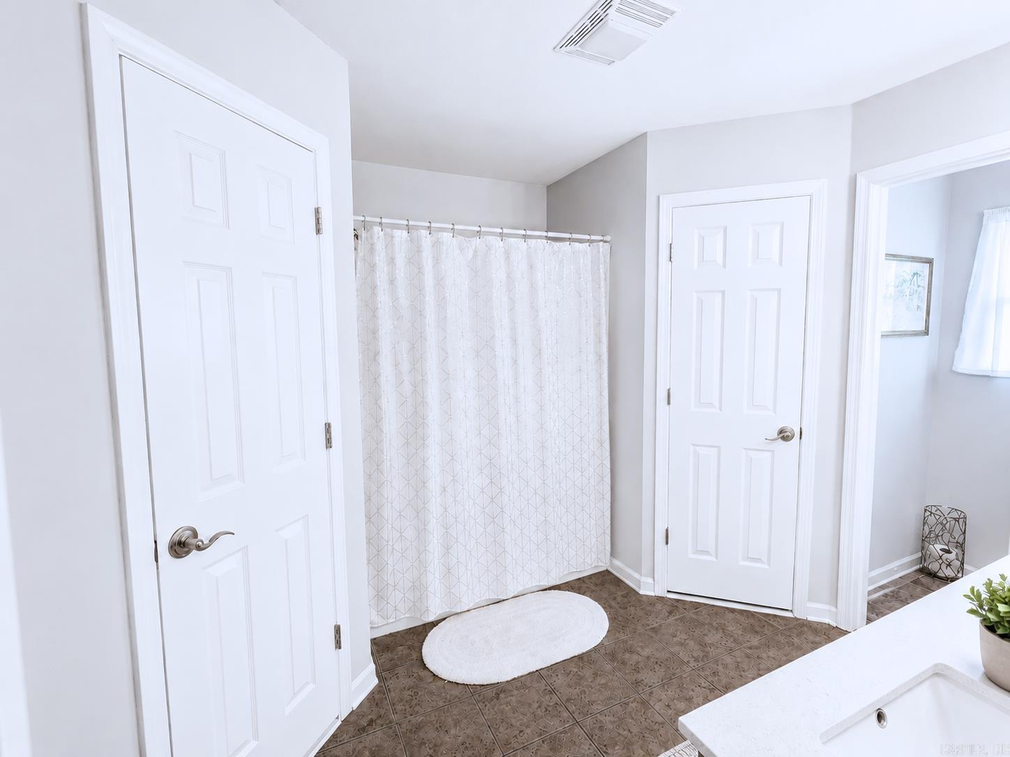 12 Sarah Court Property Photo 15