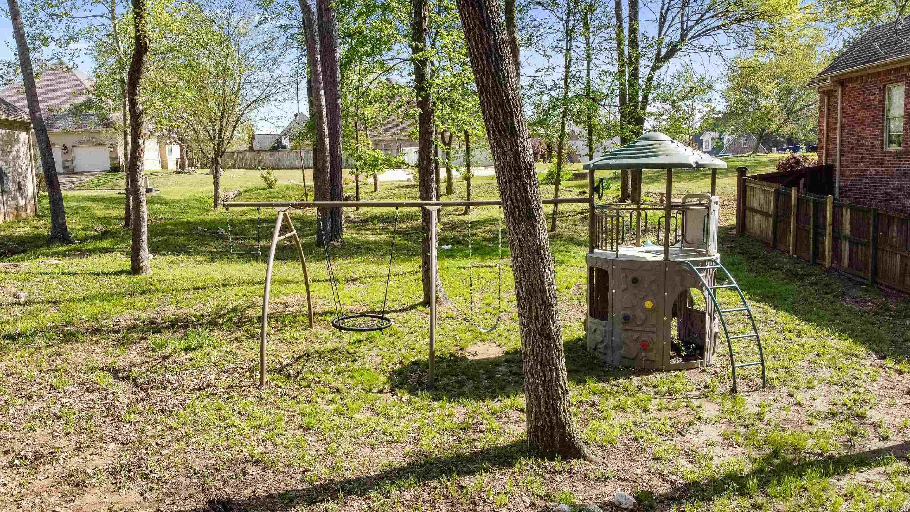 5414 Lexington Avenue Property Photo 6