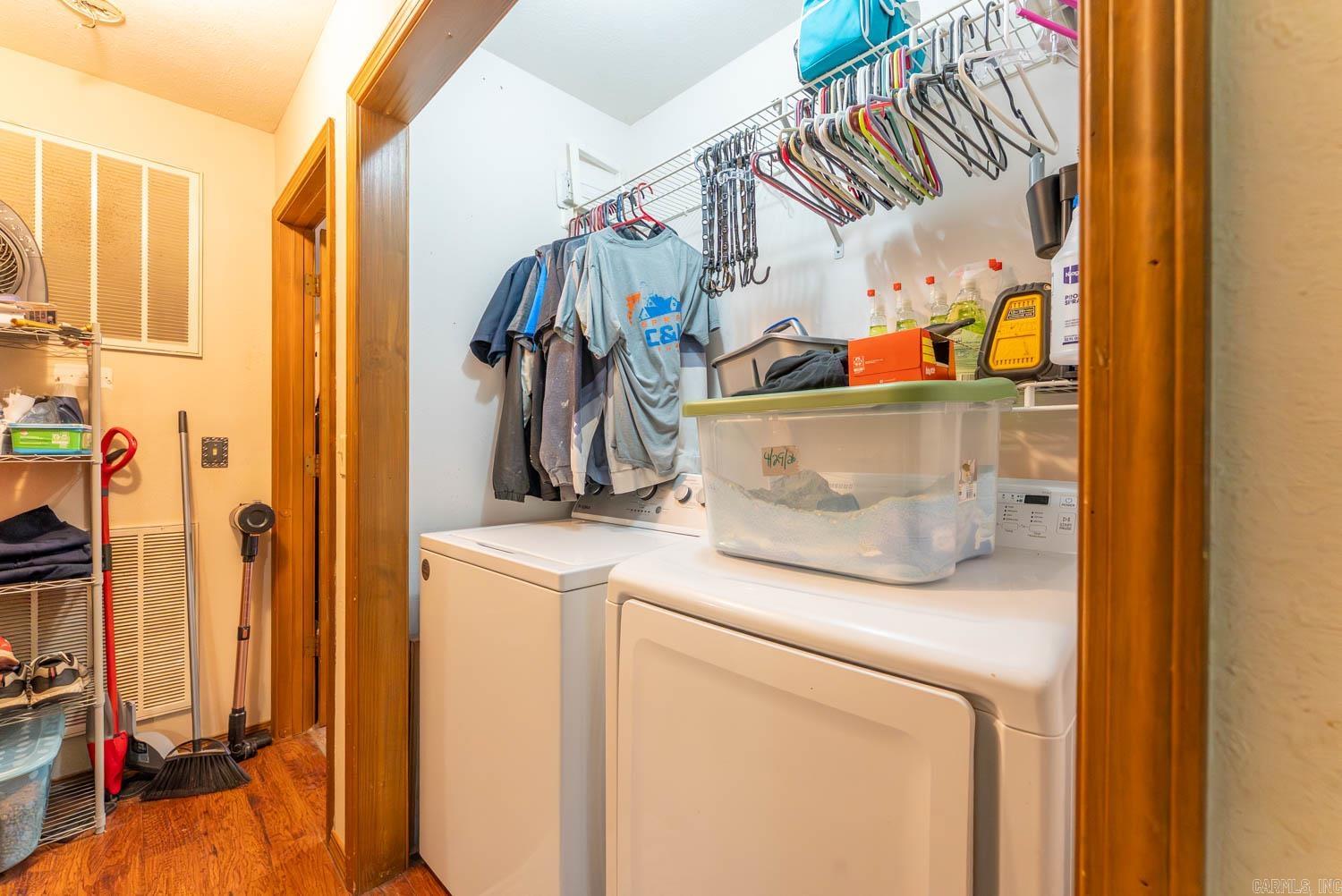 800 Waverly Road Property Photo 16