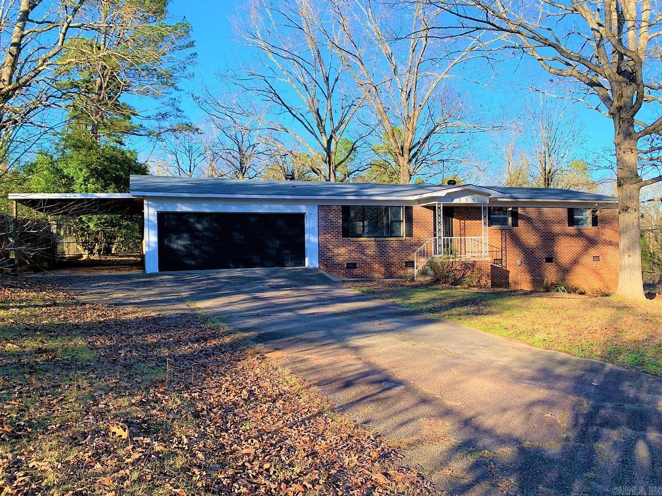 1115 Akers Rd Property Photo 1