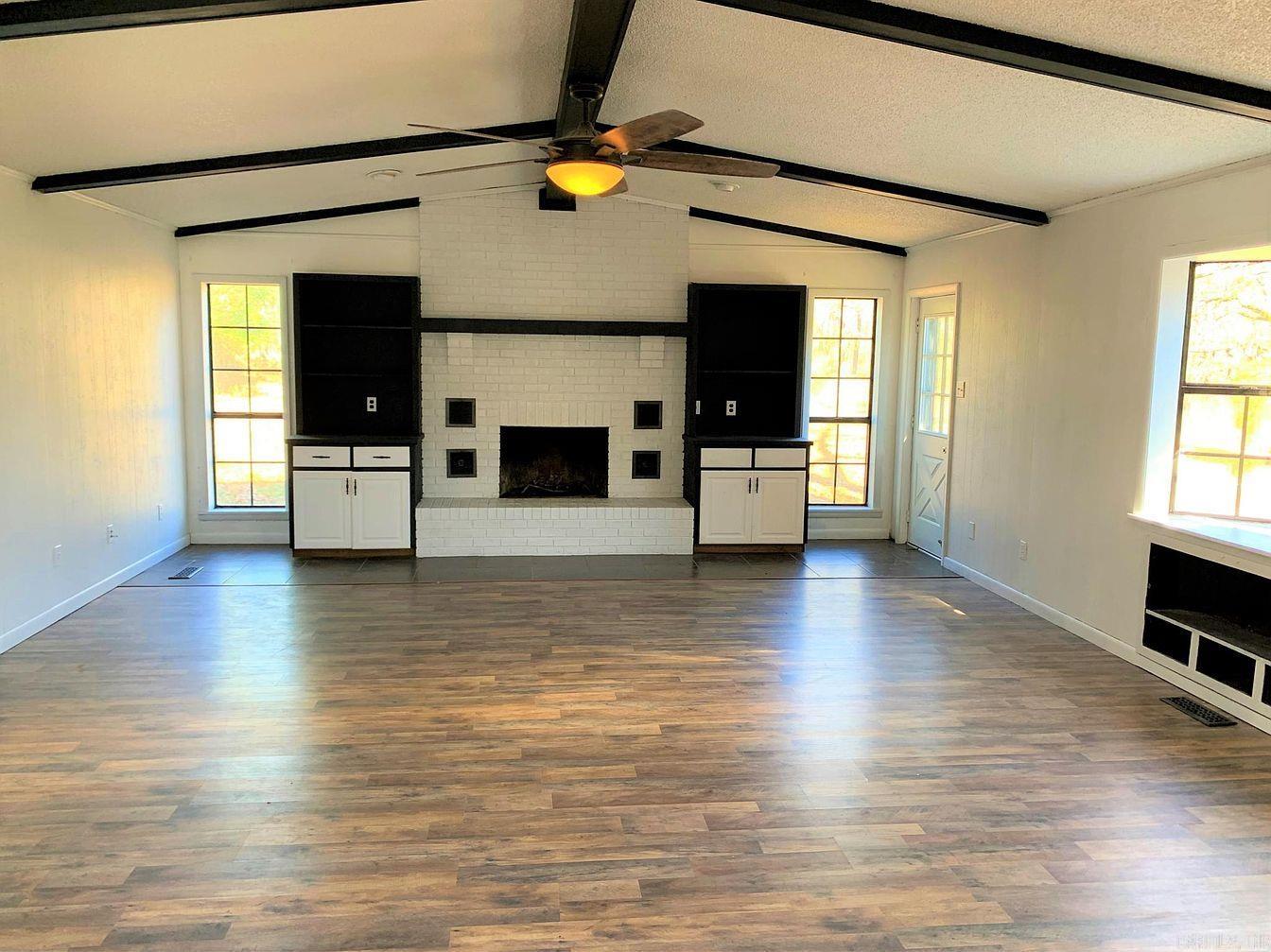 1115 Akers Rd Property Photo 6