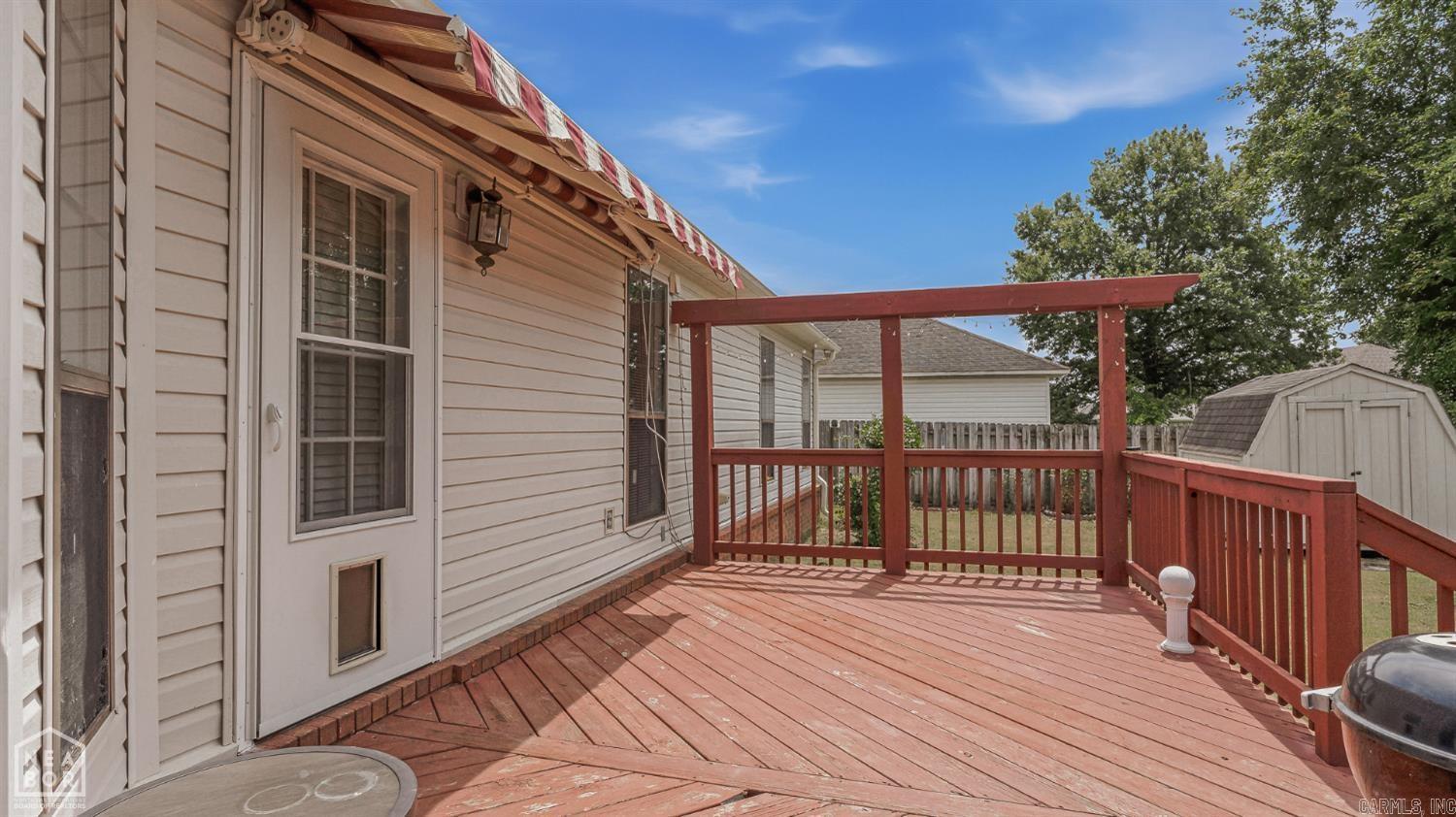 5437 Summer Place Property Photo 4