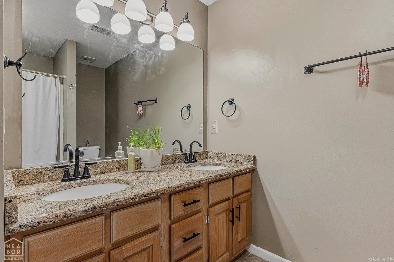 5437 Summer Place Property Photo 9