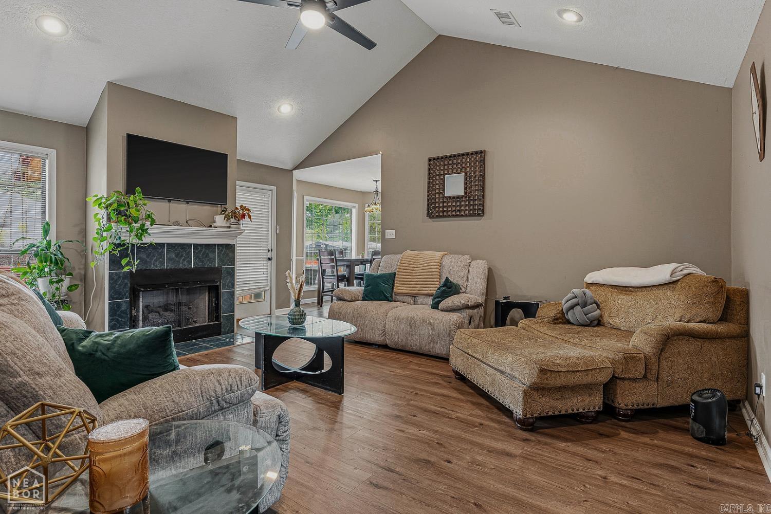 5437 Summer Place Property Photo 16