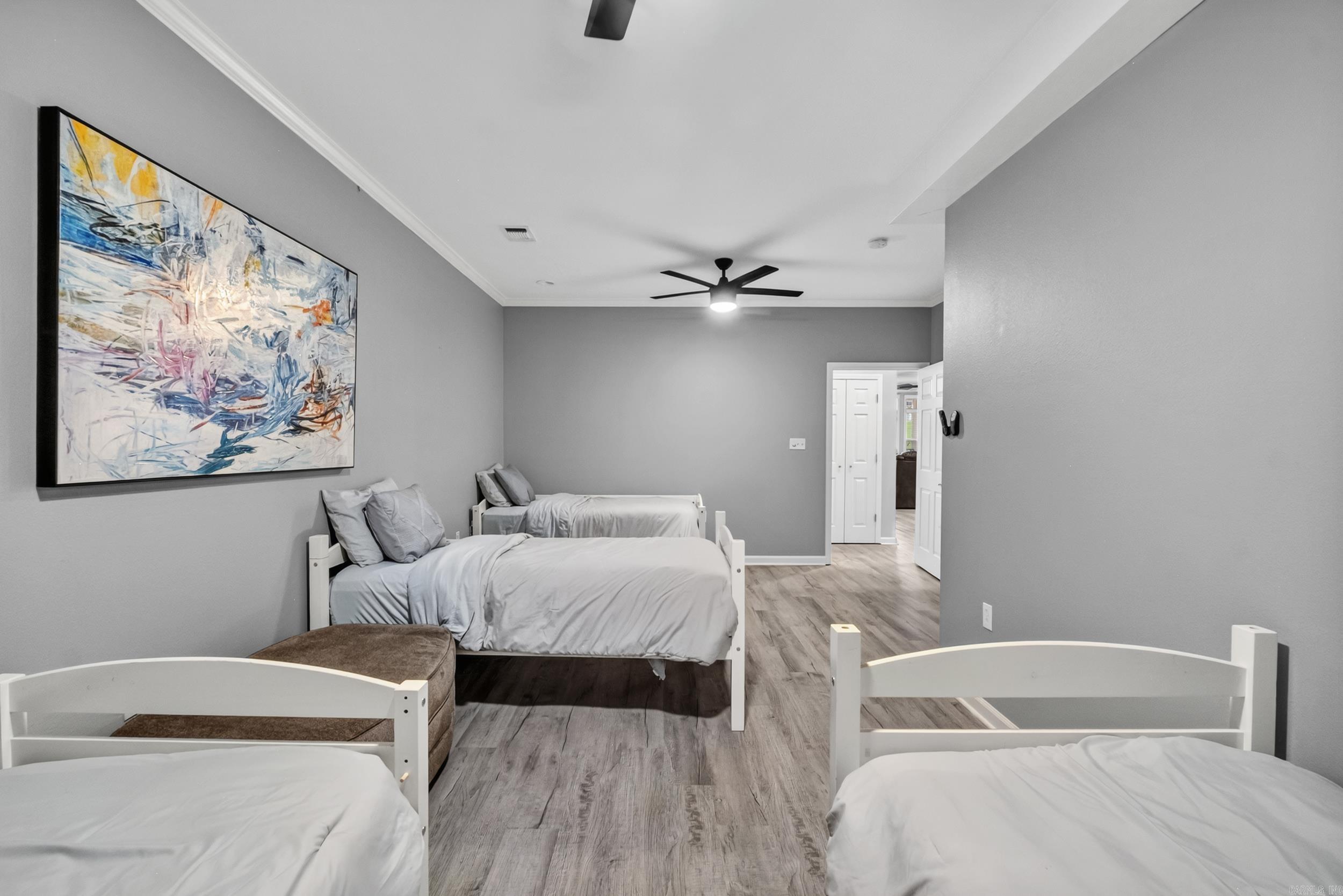 532 Grand Point Drive B2 Property Photo 17