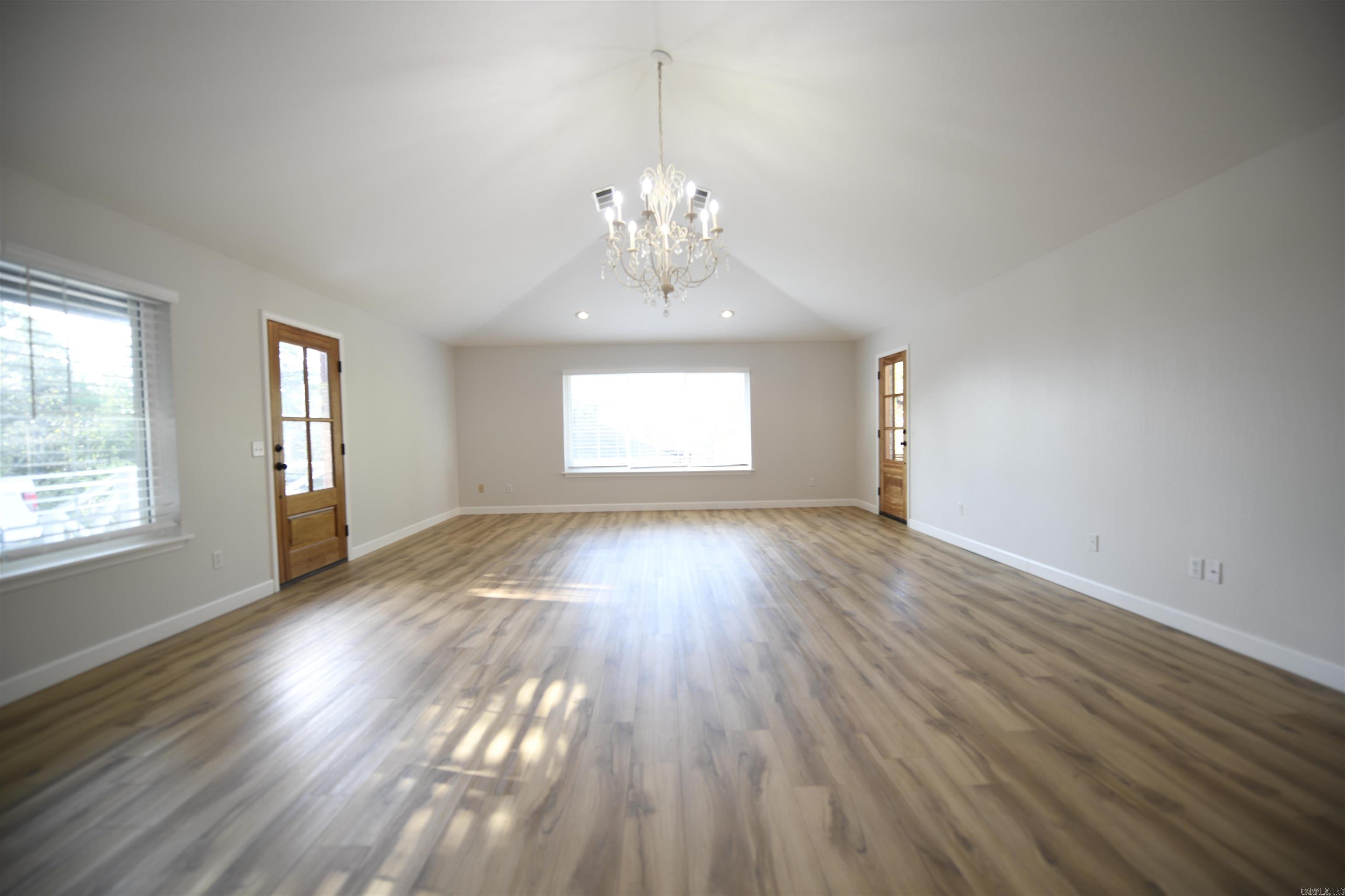 1206 Redbud Drive Property Photo 7