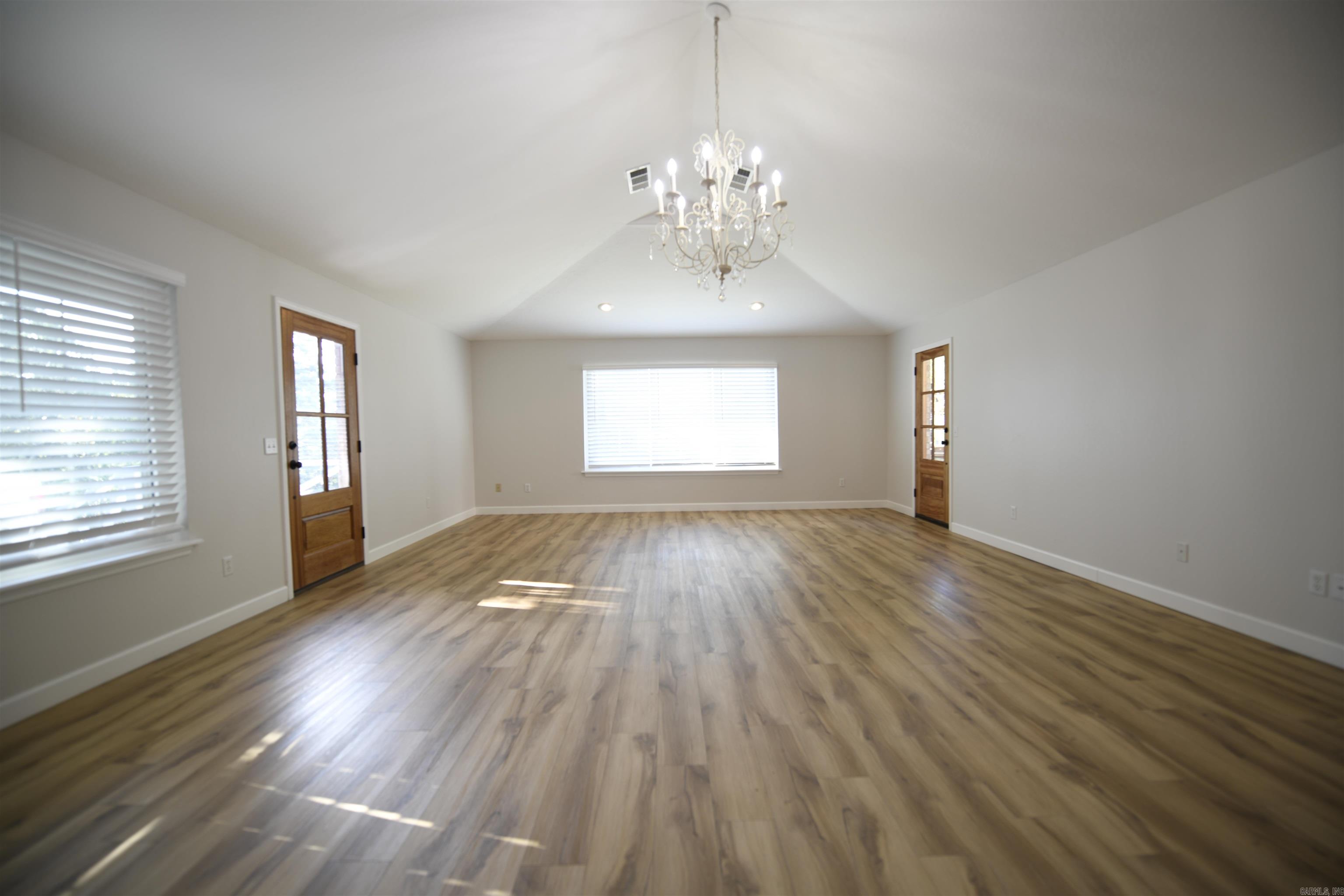 1206 Redbud Drive Property Photo 8