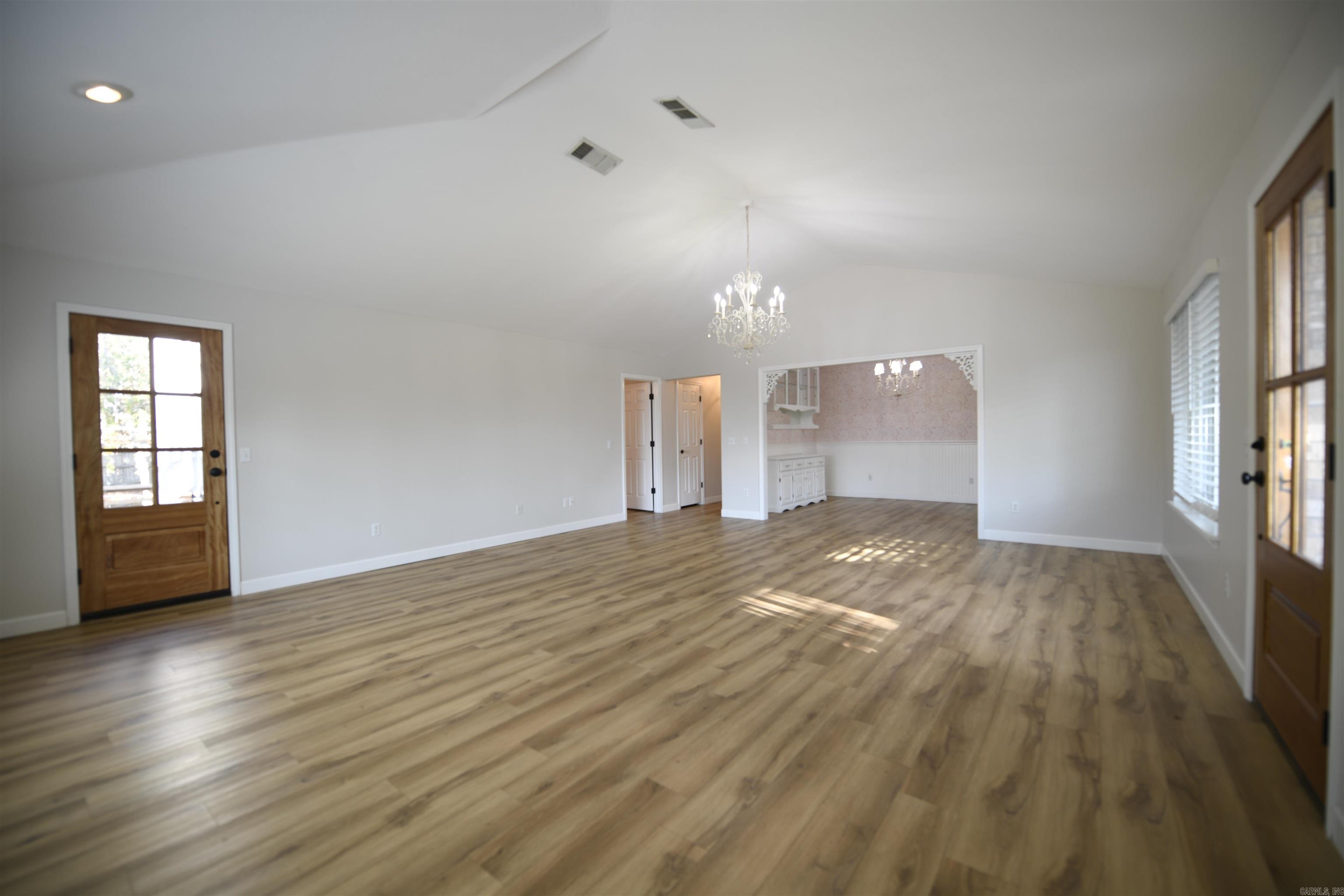 1206 Redbud Drive Property Photo 10