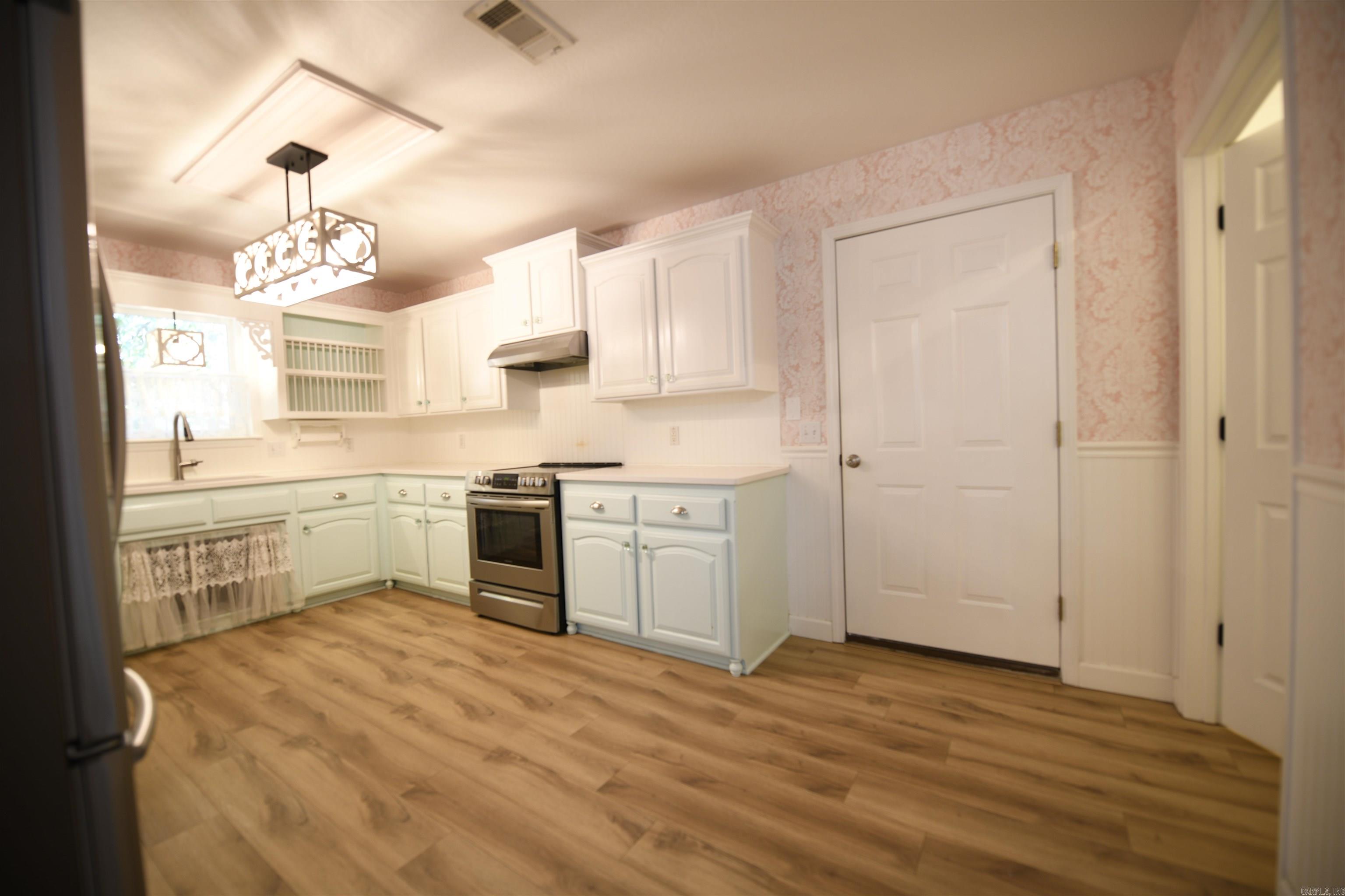 1206 Redbud Drive Property Photo 15