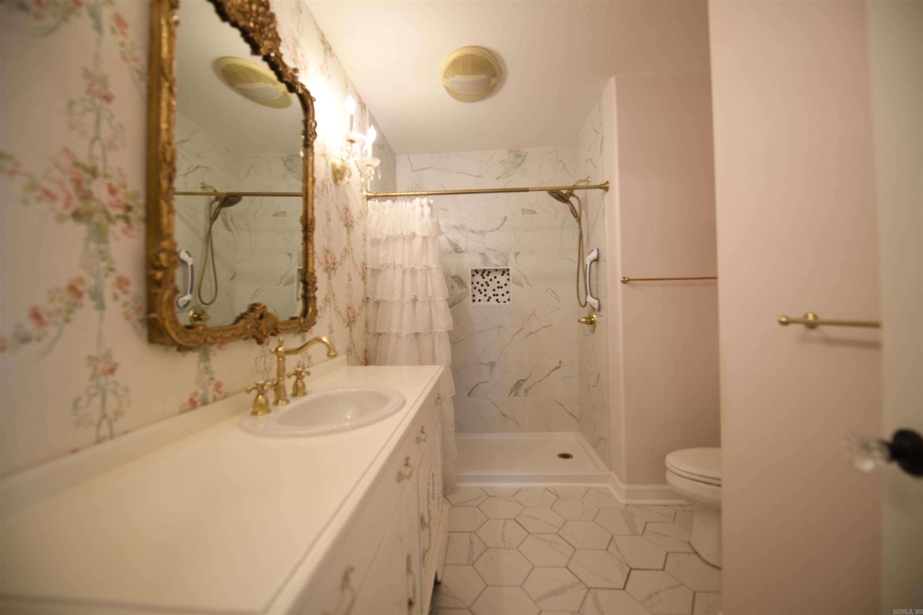 1206 Redbud Drive Property Photo 22