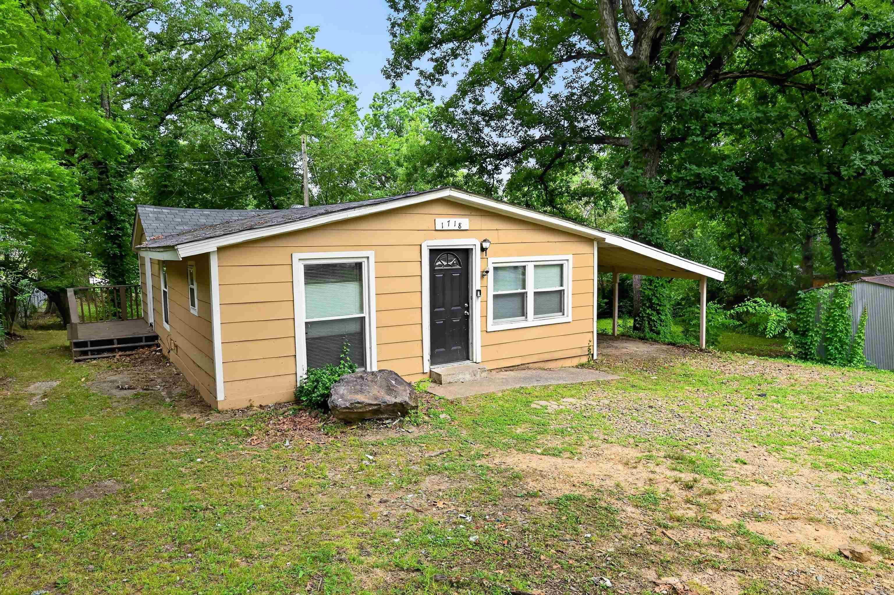 1718 Nichols Road Property Photo 4