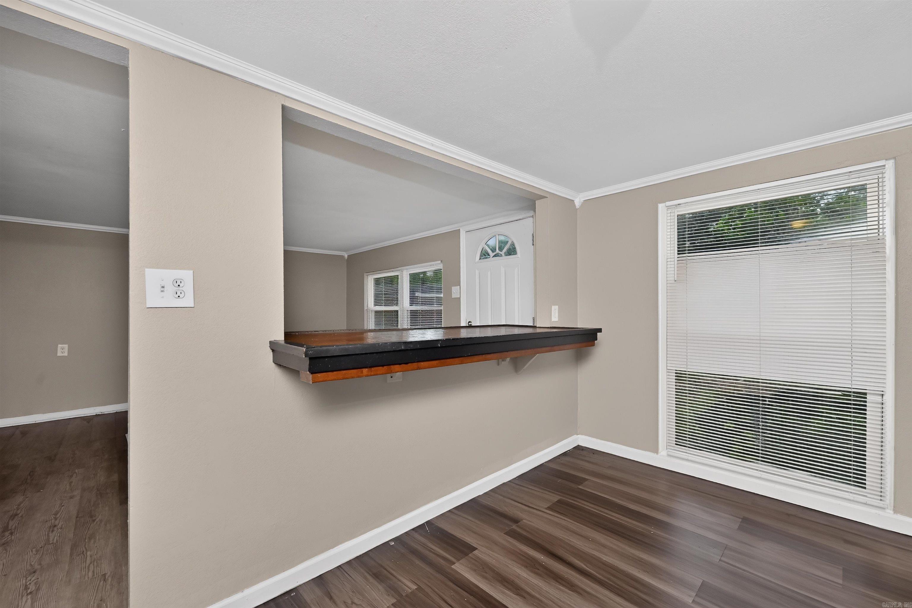 1718 Nichols Road Property Photo 7