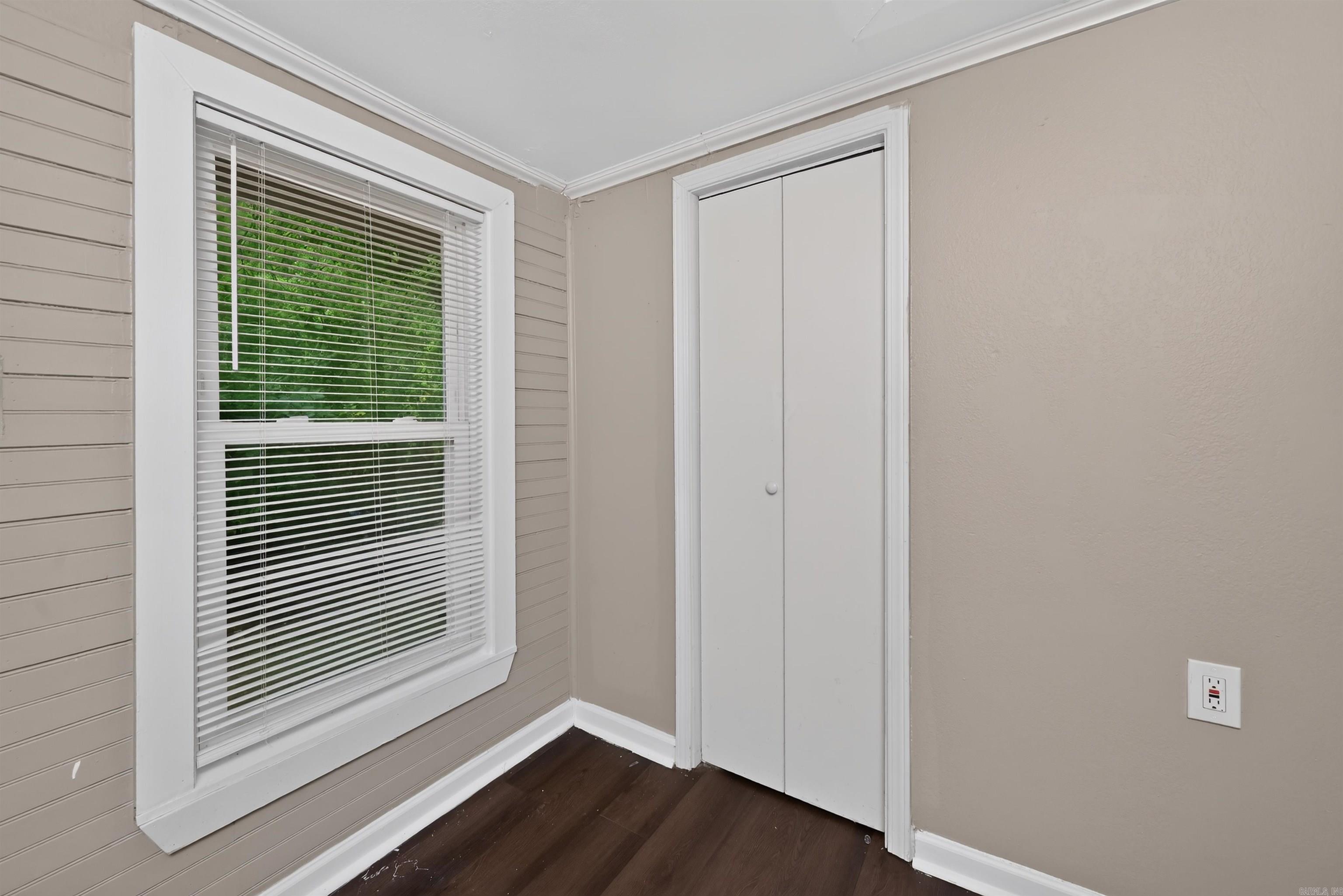 1718 Nichols Road Property Photo 16