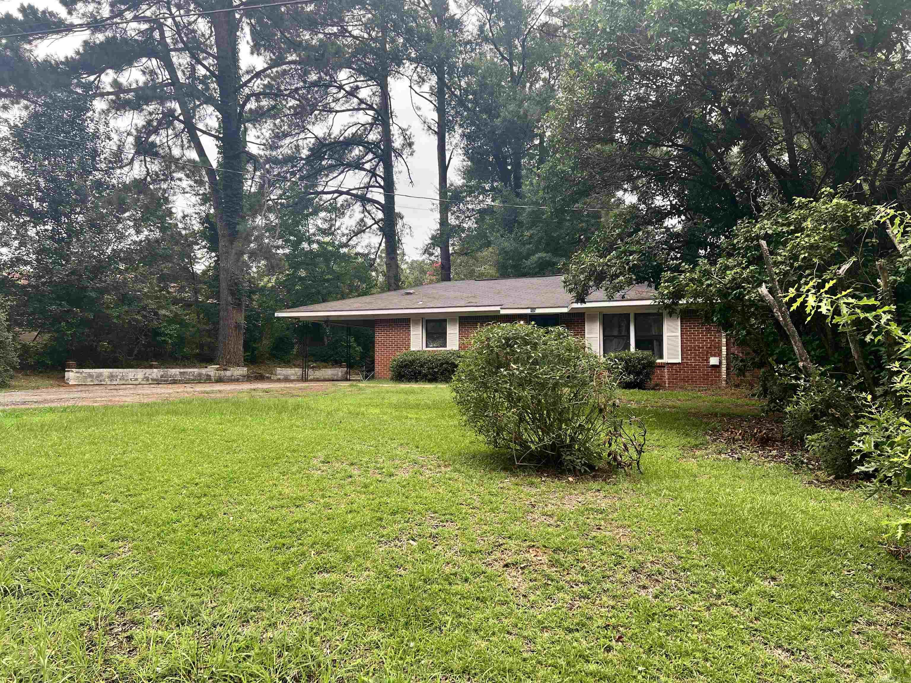 504 Roosevelt Street Property Photo 8