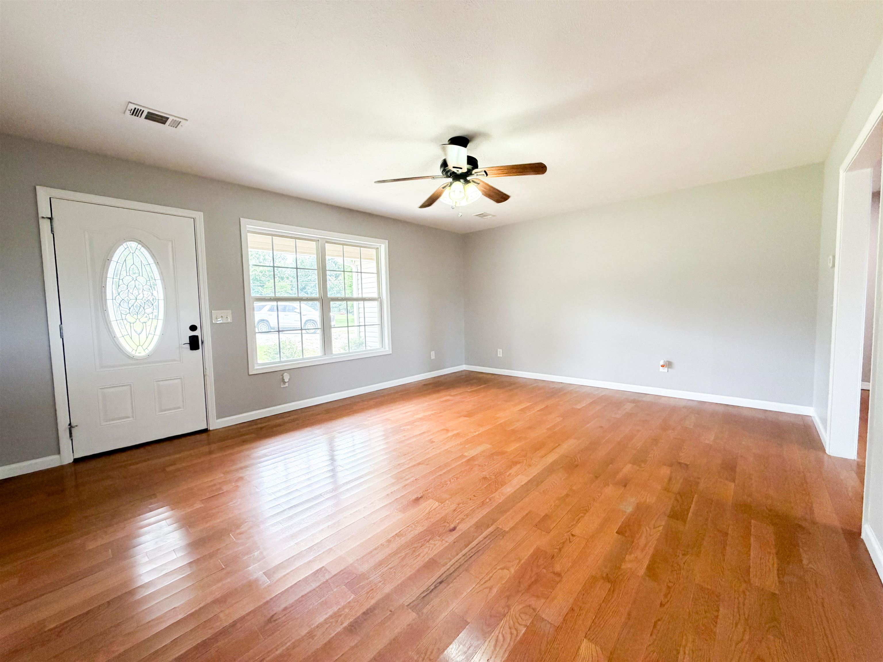 95 Deerfield Drive Property Photo 3