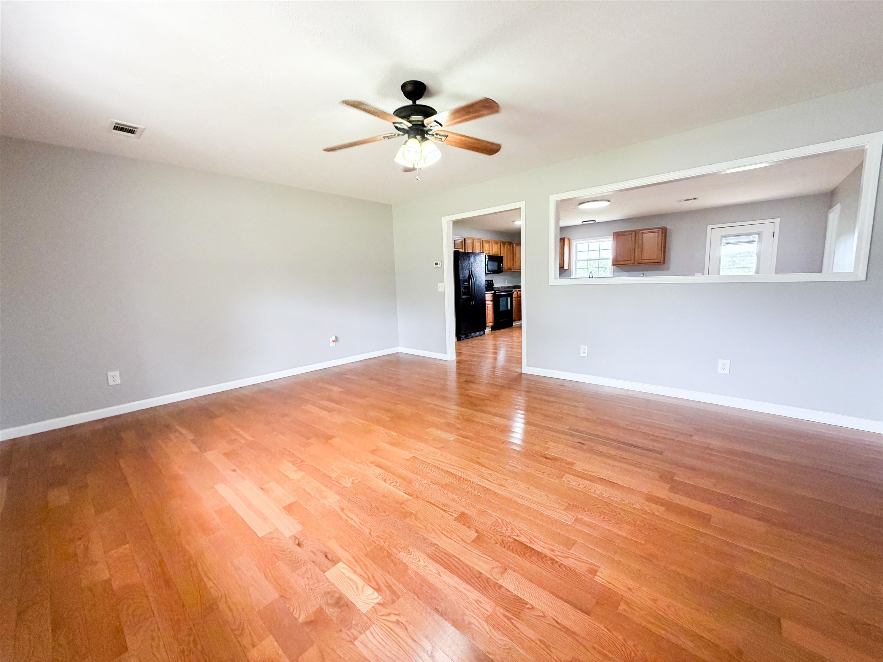 95 Deerfield Drive Property Photo 5