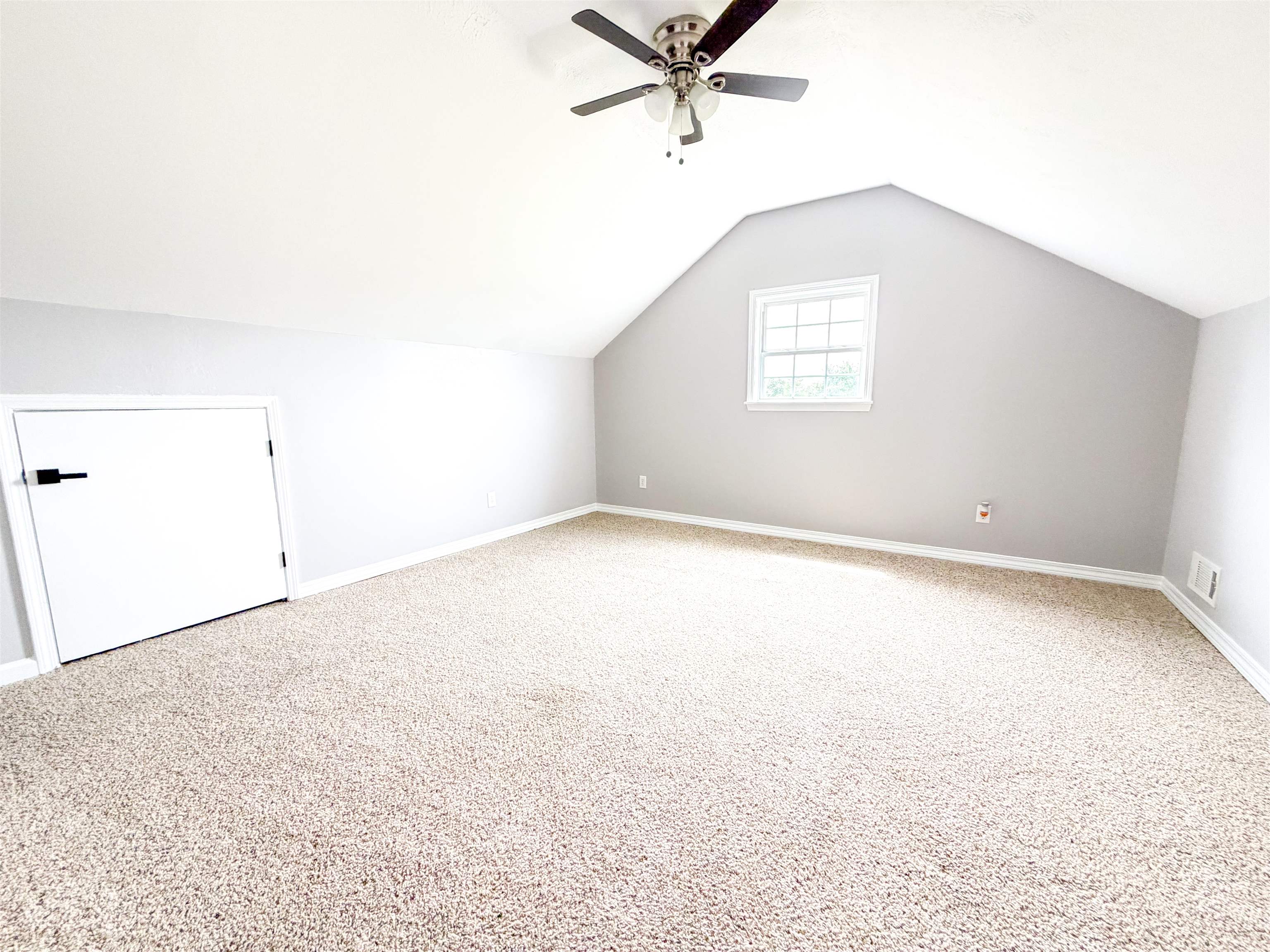 95 Deerfield Drive Property Photo 14