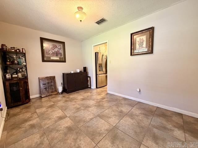 51 Sassafras Property Photo 5