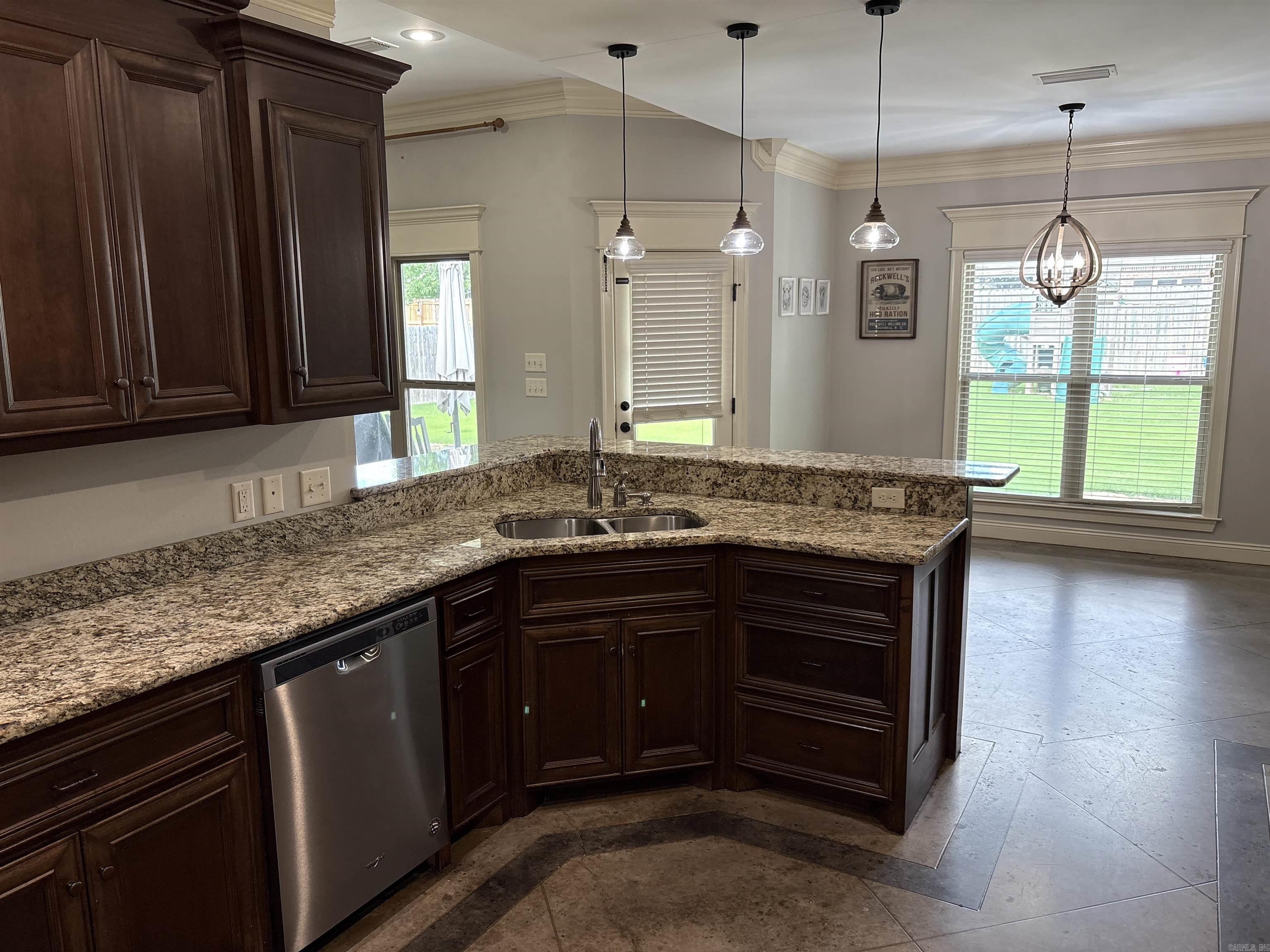 230 Chapel Creek Property Photo 5