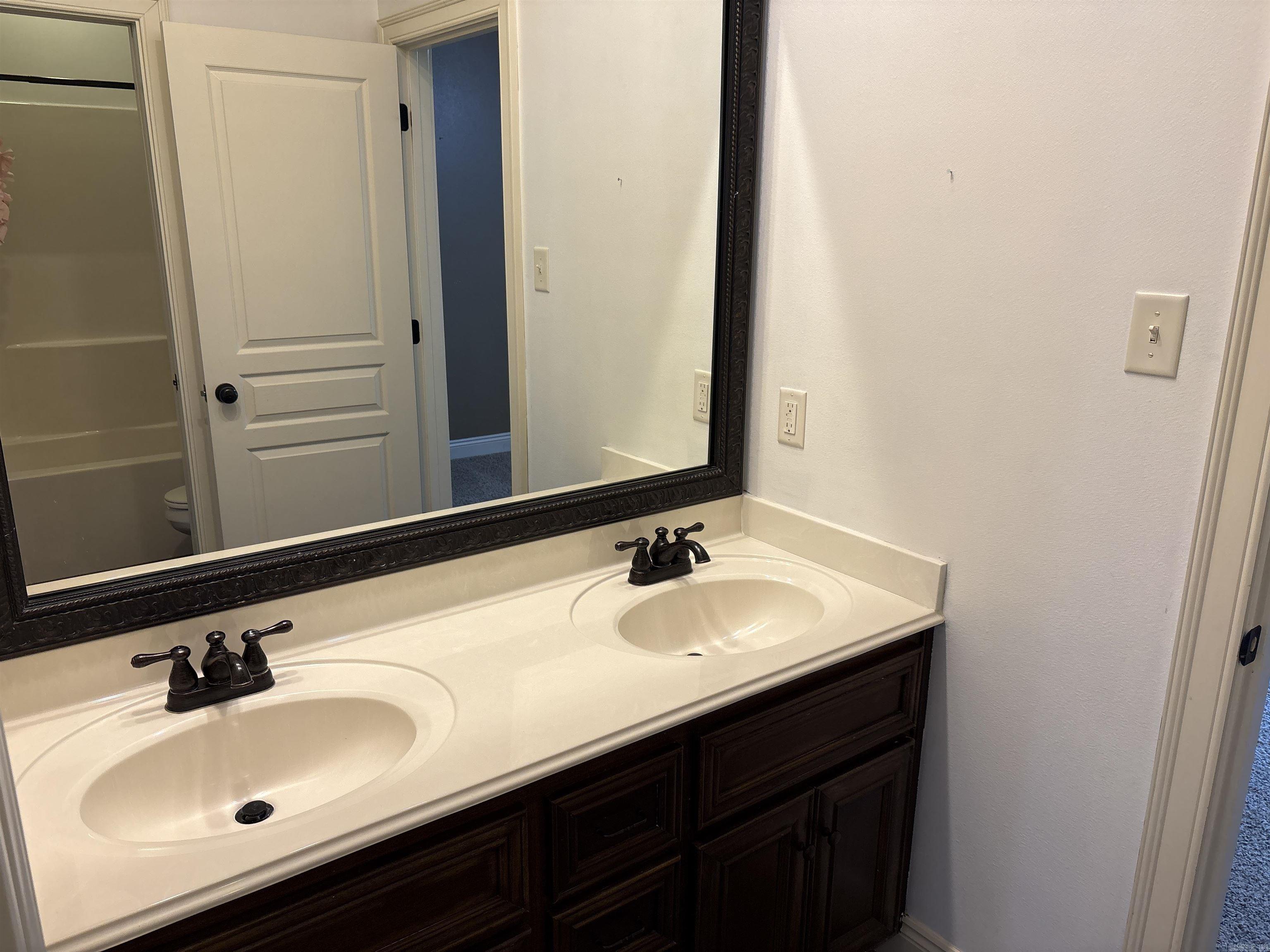 230 Chapel Creek Property Photo 21