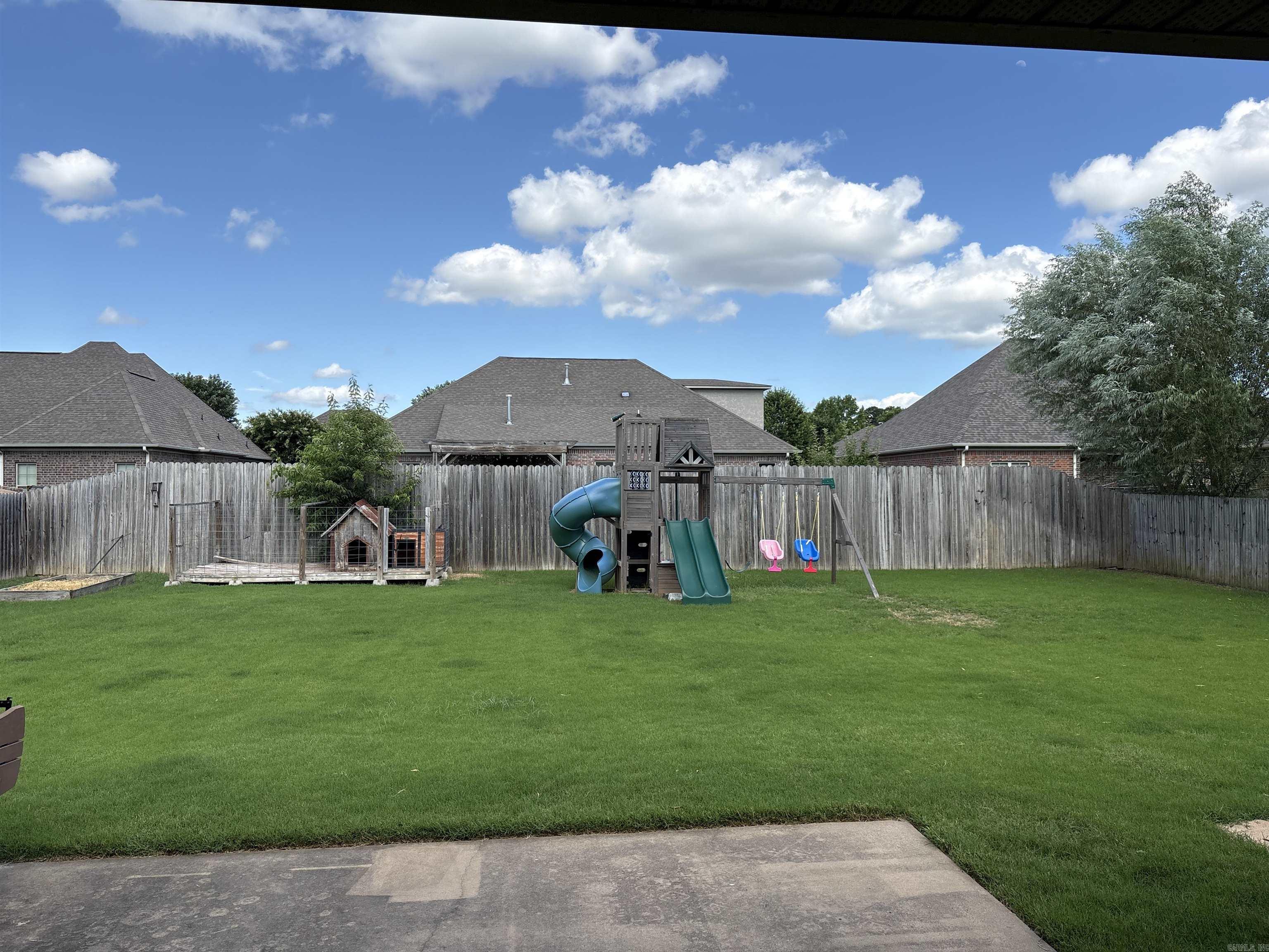 230 Chapel Creek Property Photo 29
