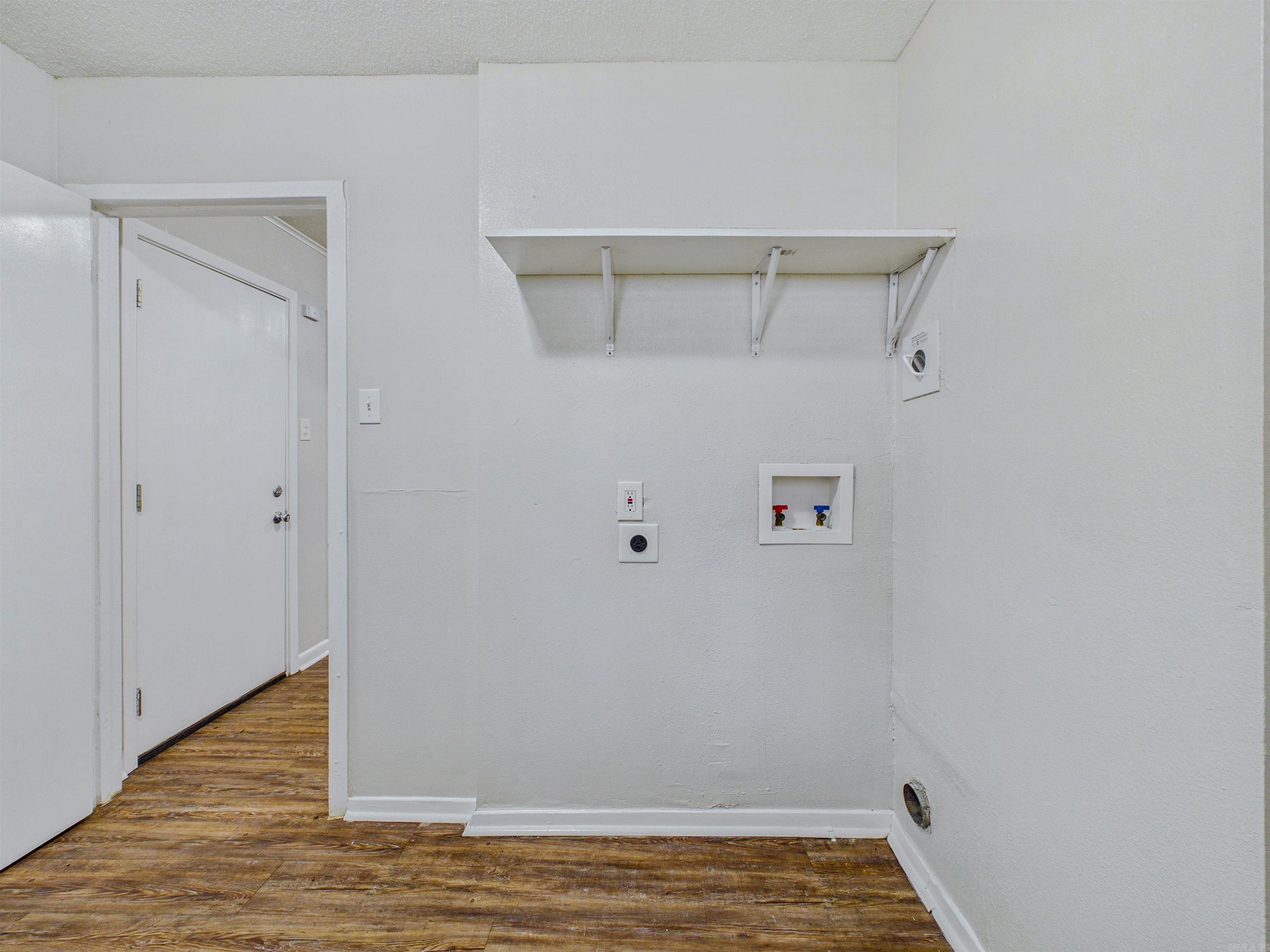 208 Raney Place Property Photo 22