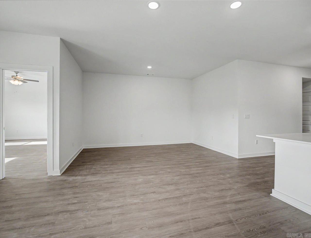 506 S Cherry Street Property Photo 8