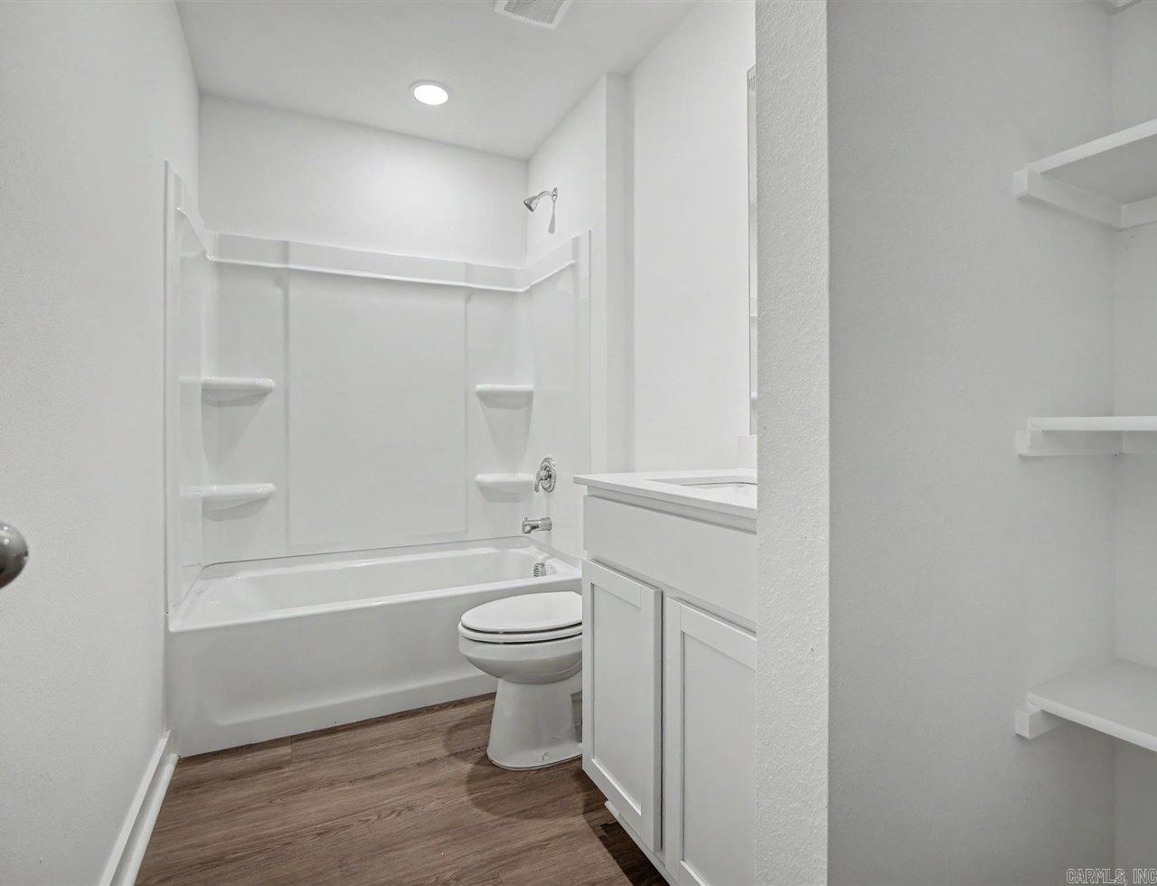 506 S Cherry Street Property Photo 13