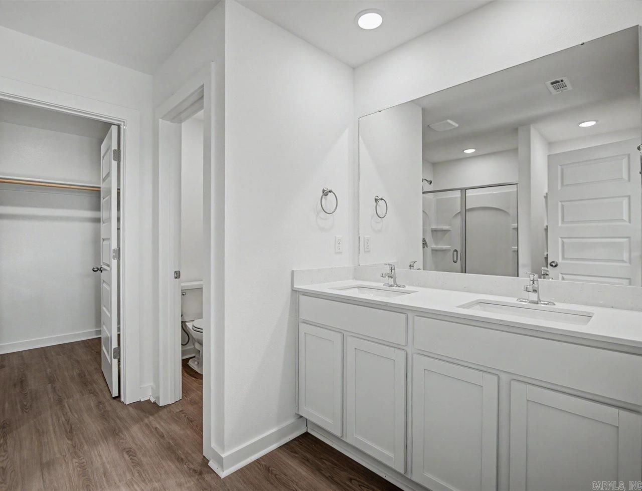 506 S Cherry Street Property Photo 19