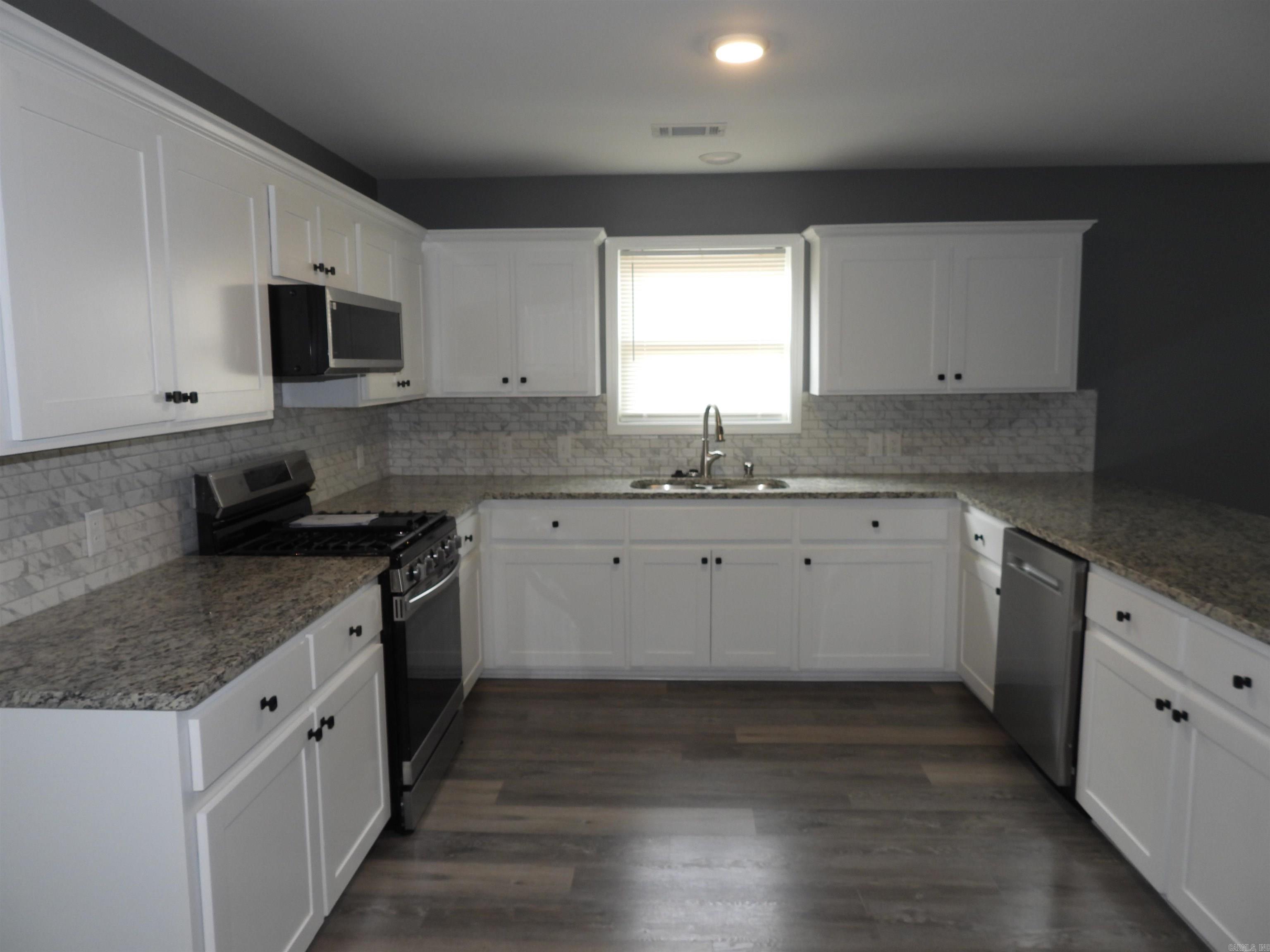 3500 Cobb Street Property Photo 6