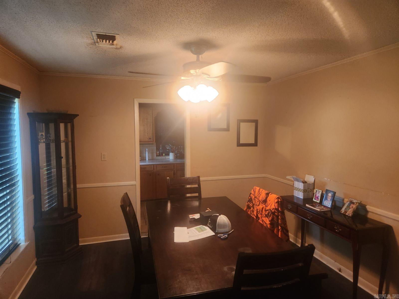1814 E State Line Road Property Photo 4