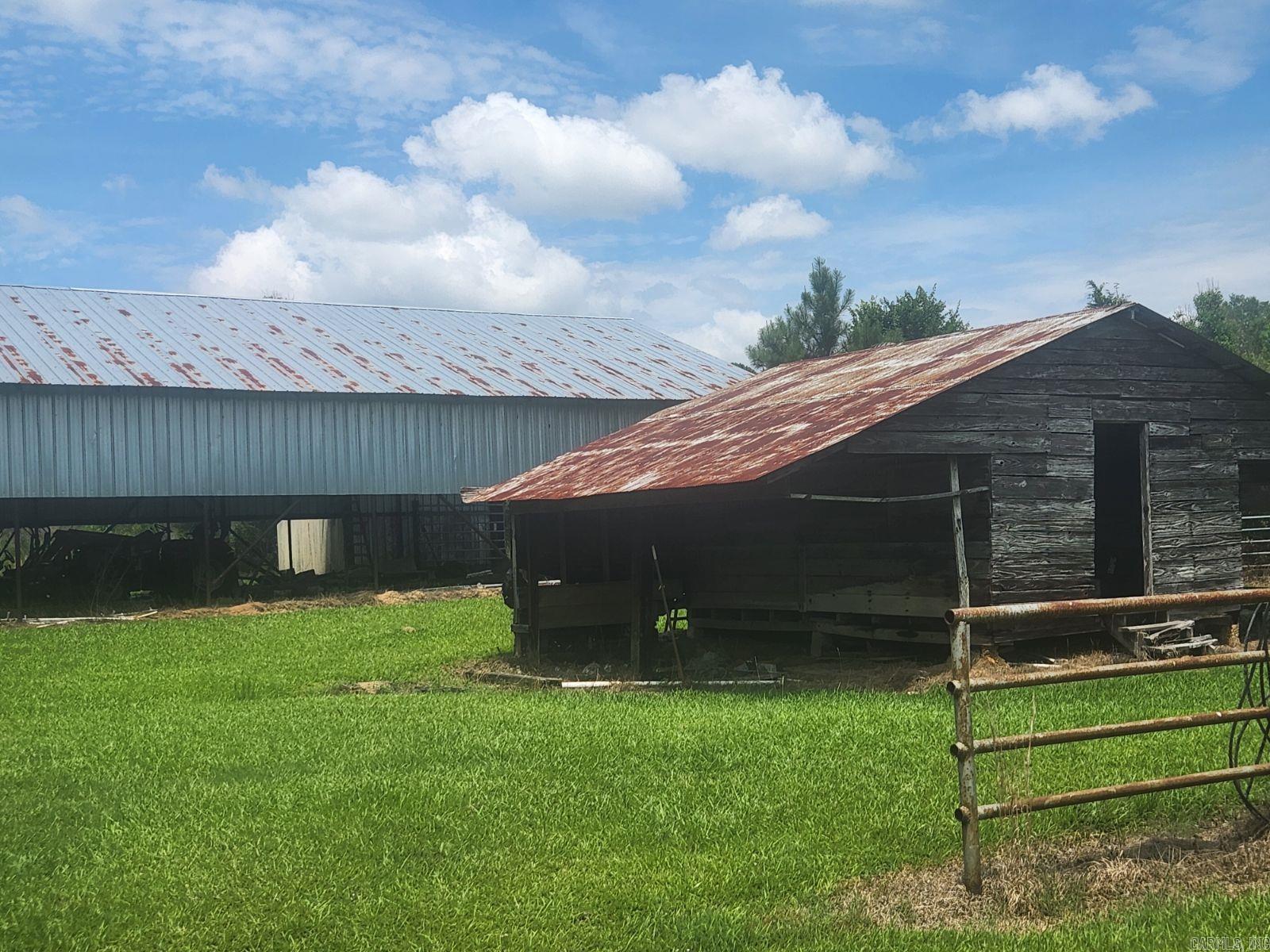 1814 E State Line Road Property Photo 18