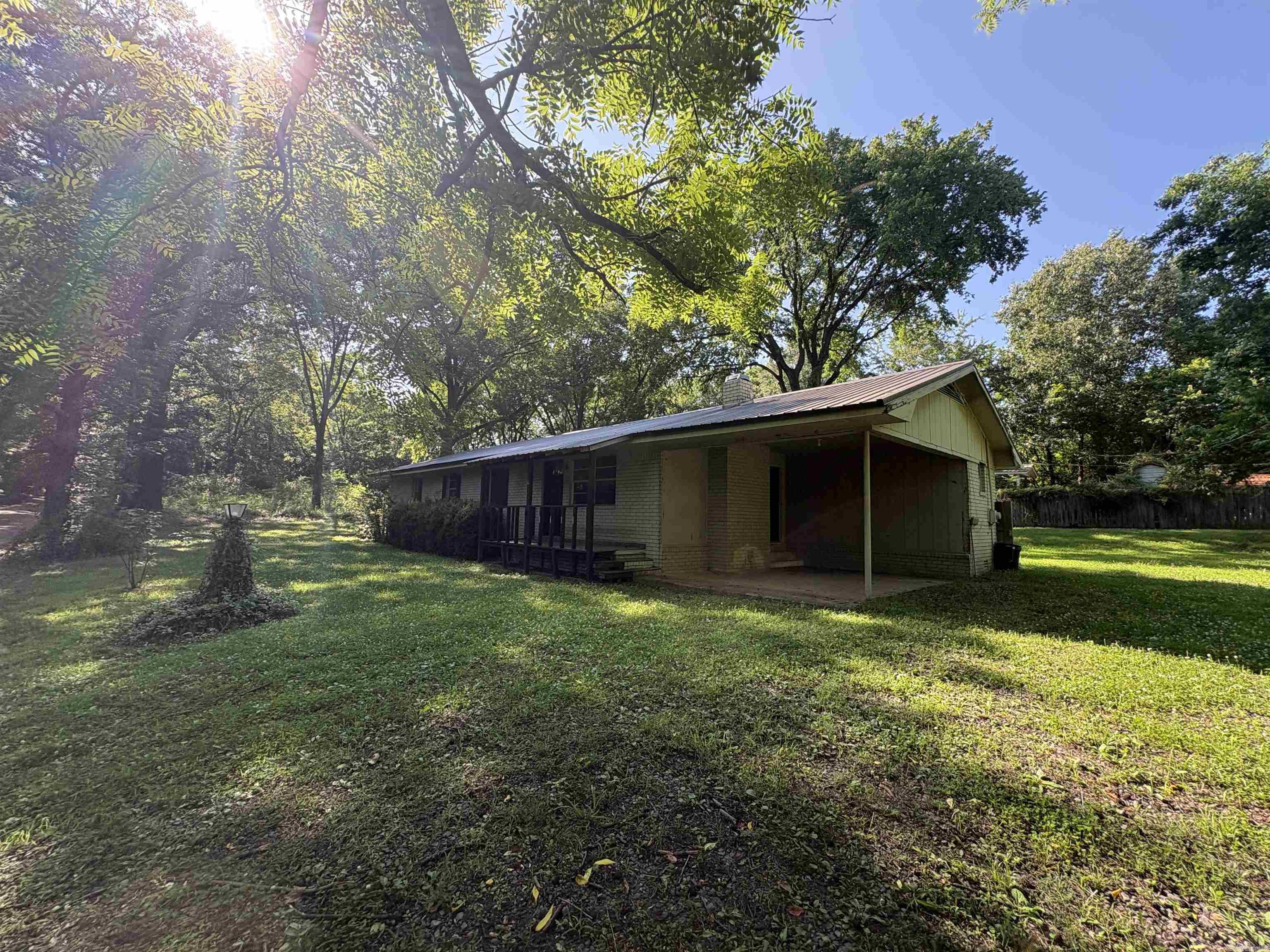 5085 367 Highway N. Property Photo 4