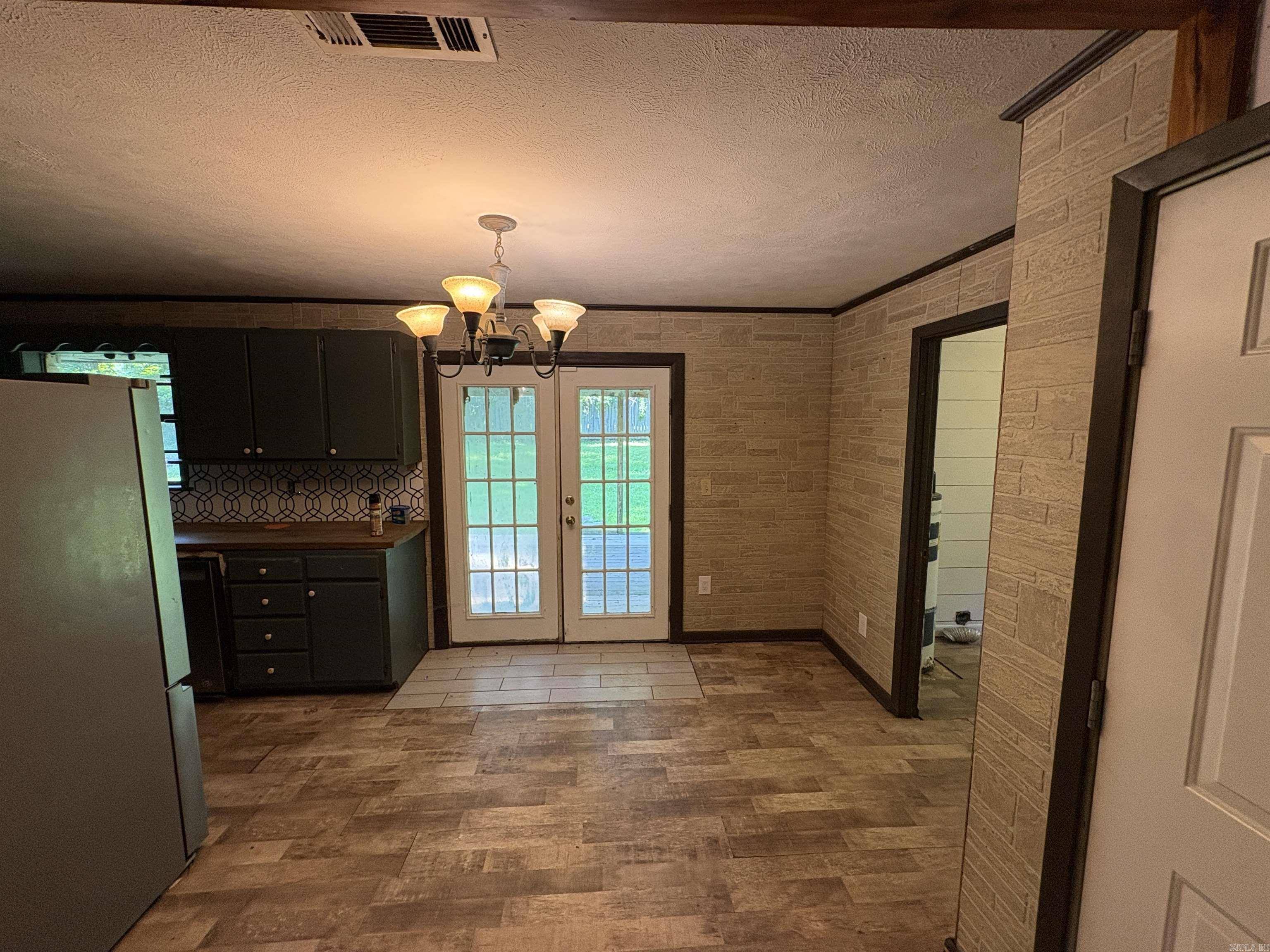 5085 367 Highway N. Property Photo 7