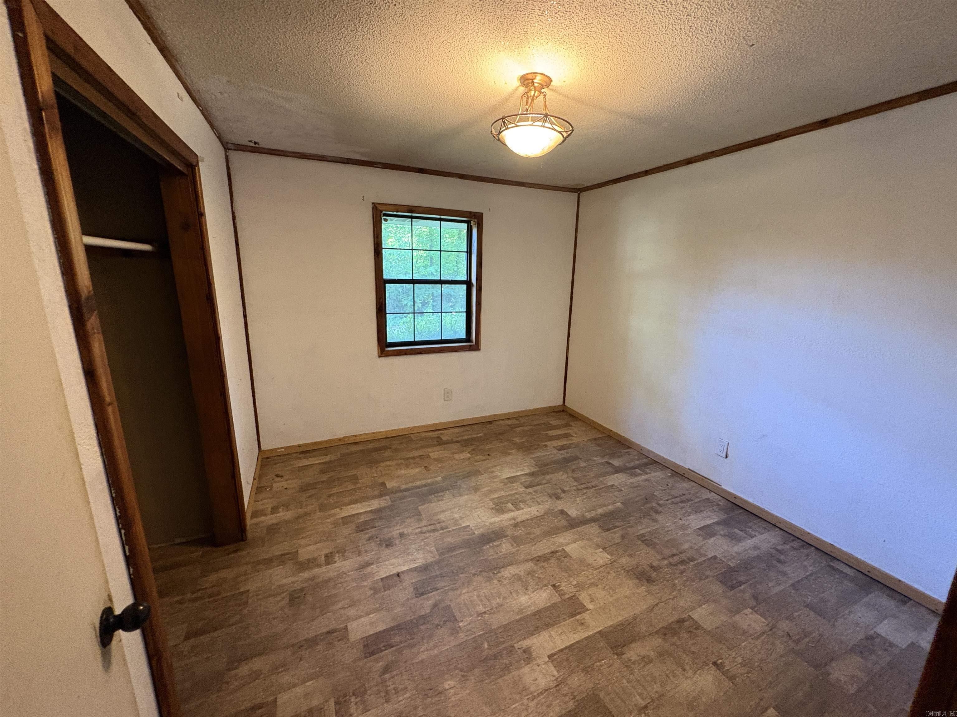 5085 367 Highway N. Property Photo 9
