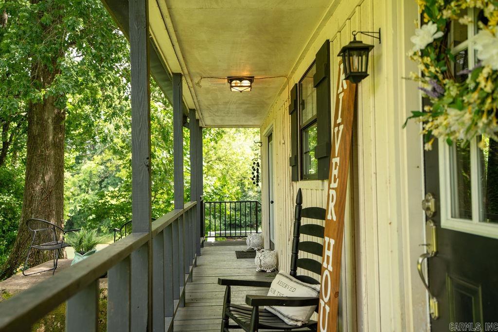 10 Raintree Valley Drive Property Photo 4