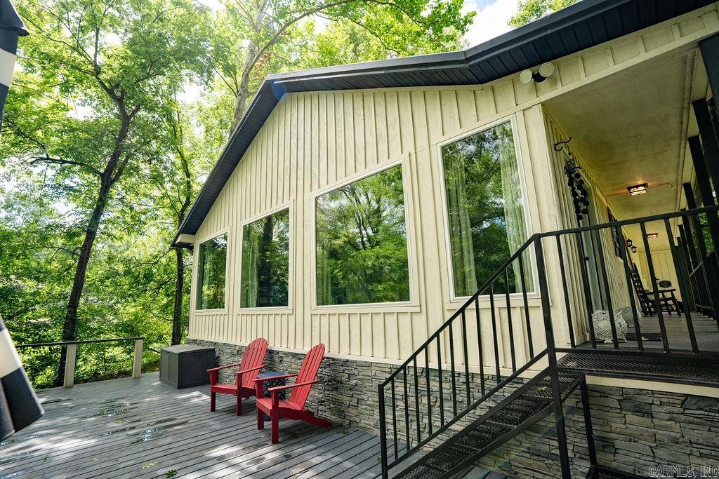 10 Raintree Valley Drive Property Photo 8