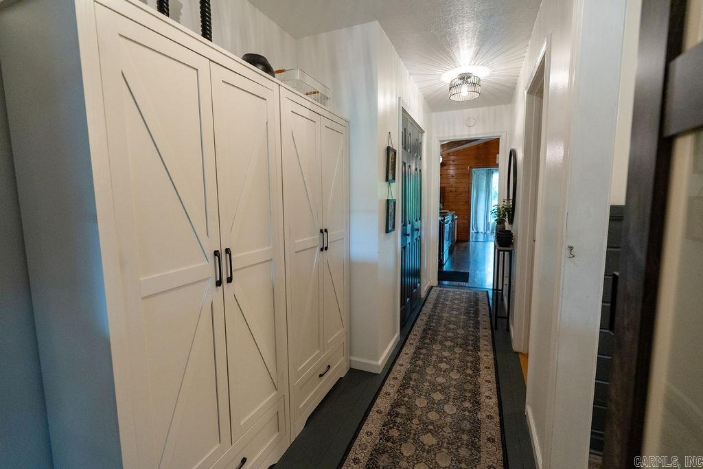 10 Raintree Valley Drive Property Photo 24