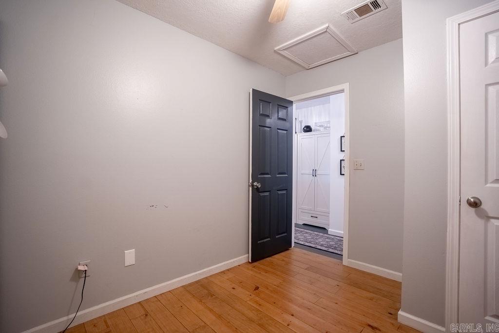 10 Raintree Valley Drive Property Photo 35