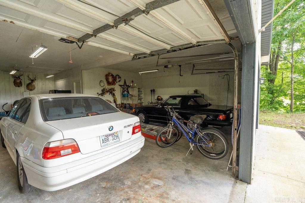 10 Raintree Valley Drive Property Photo 43