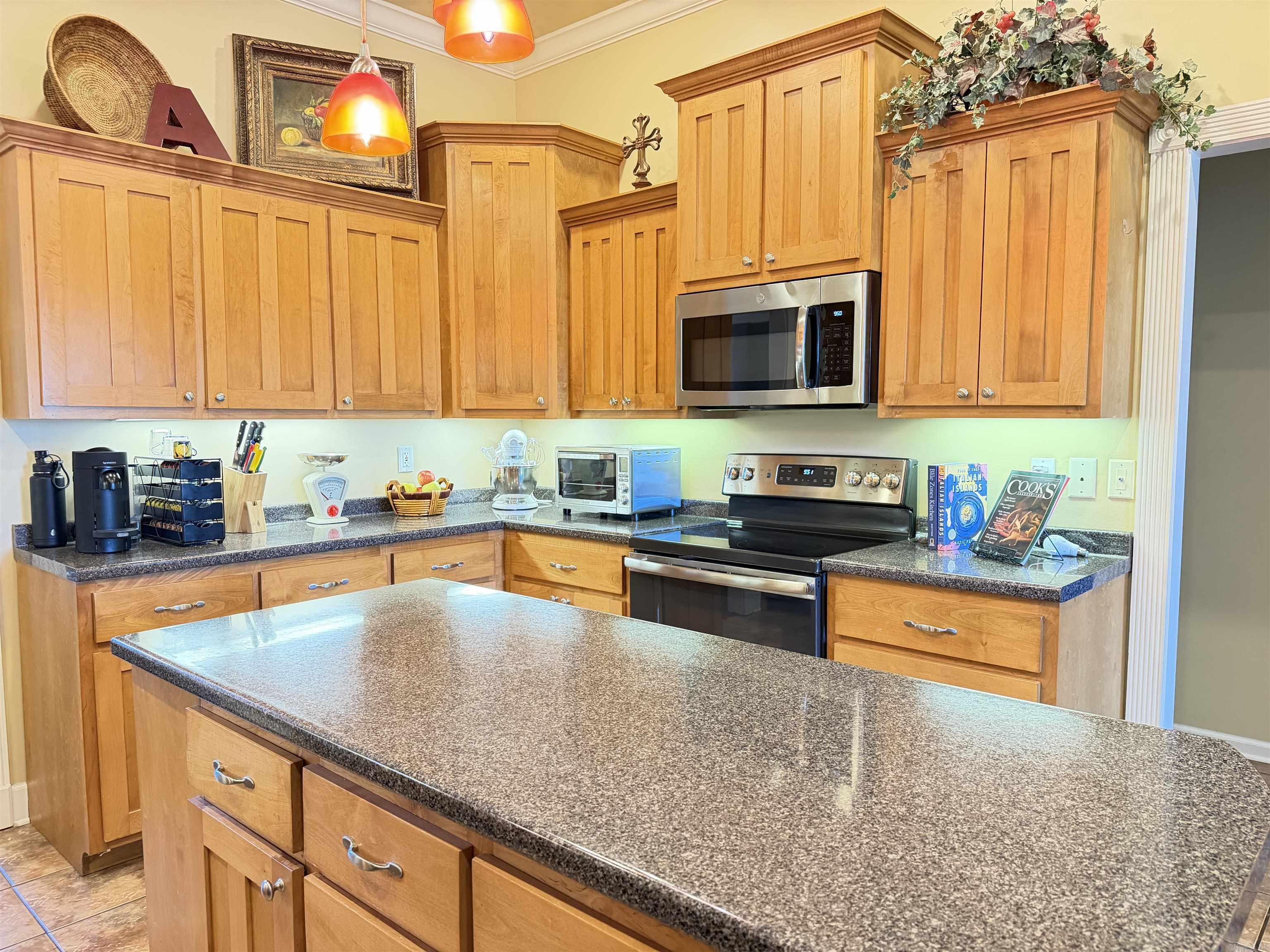 3 Victor Drive Property Photo 12