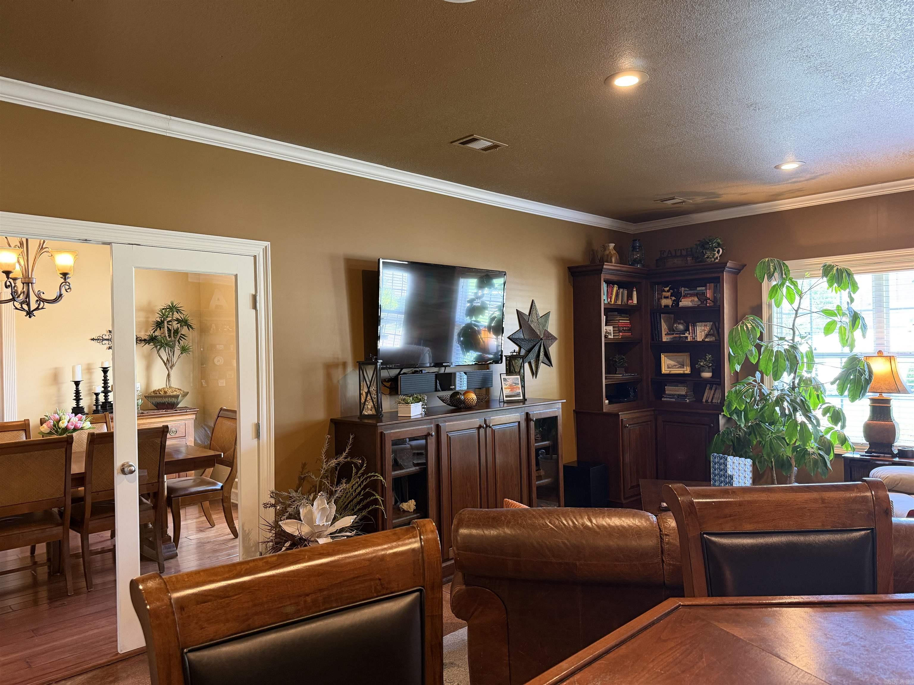 3 Victor Drive Property Photo 25