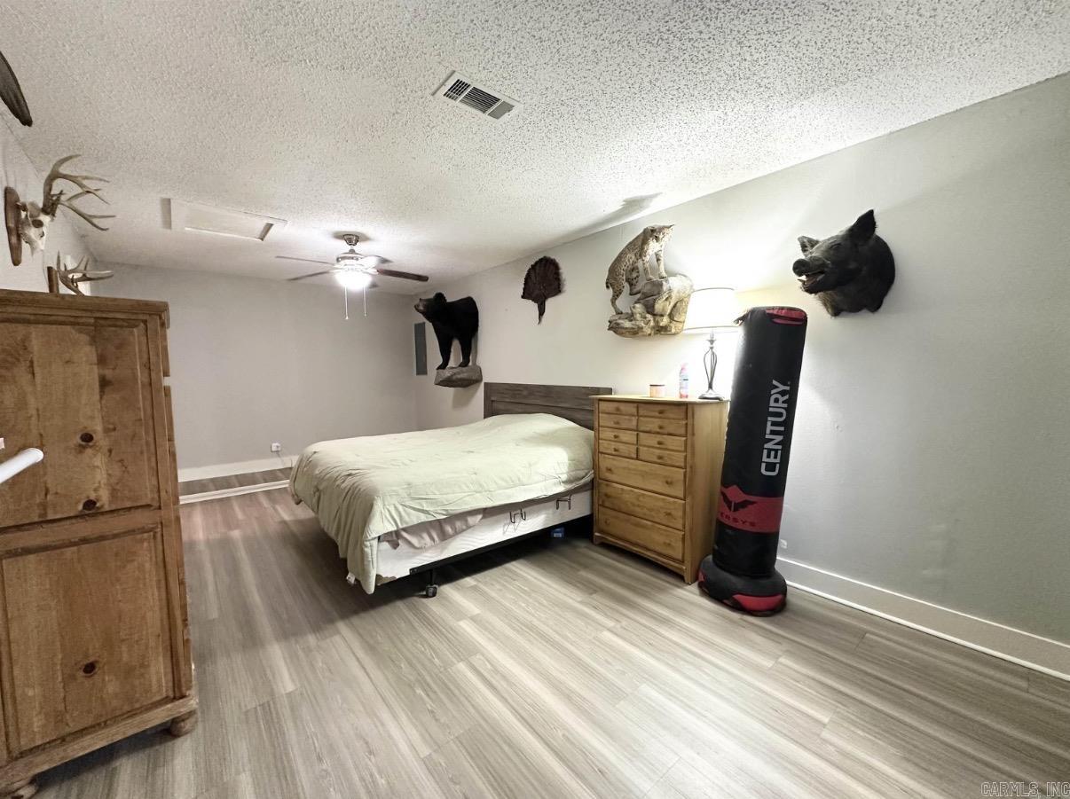 202 Whitefield Dr. Property Photo 8