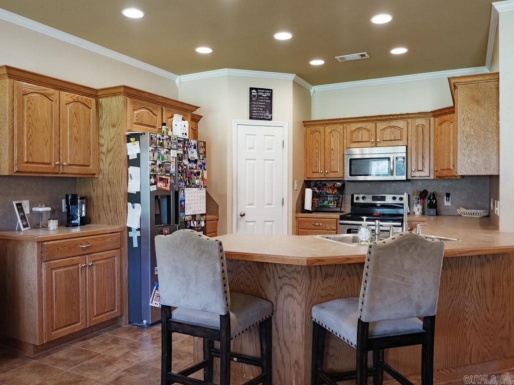 215 County Rd 7488 Property Photo 13