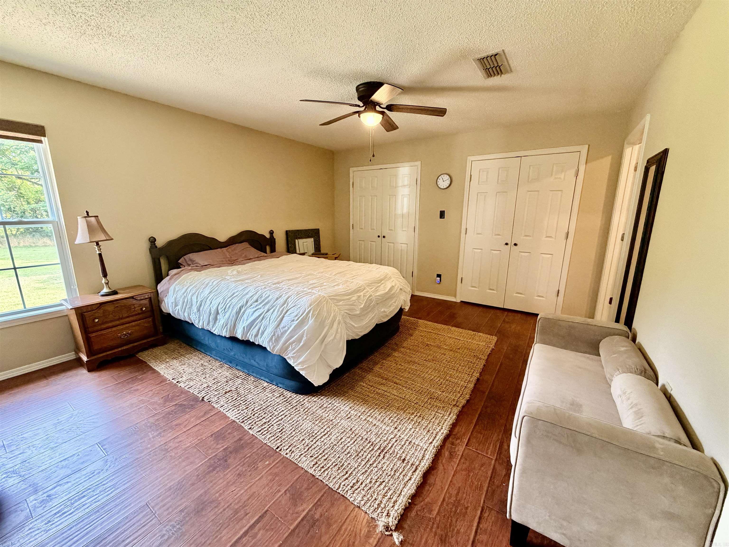 1407 S Trotter Property Photo 23