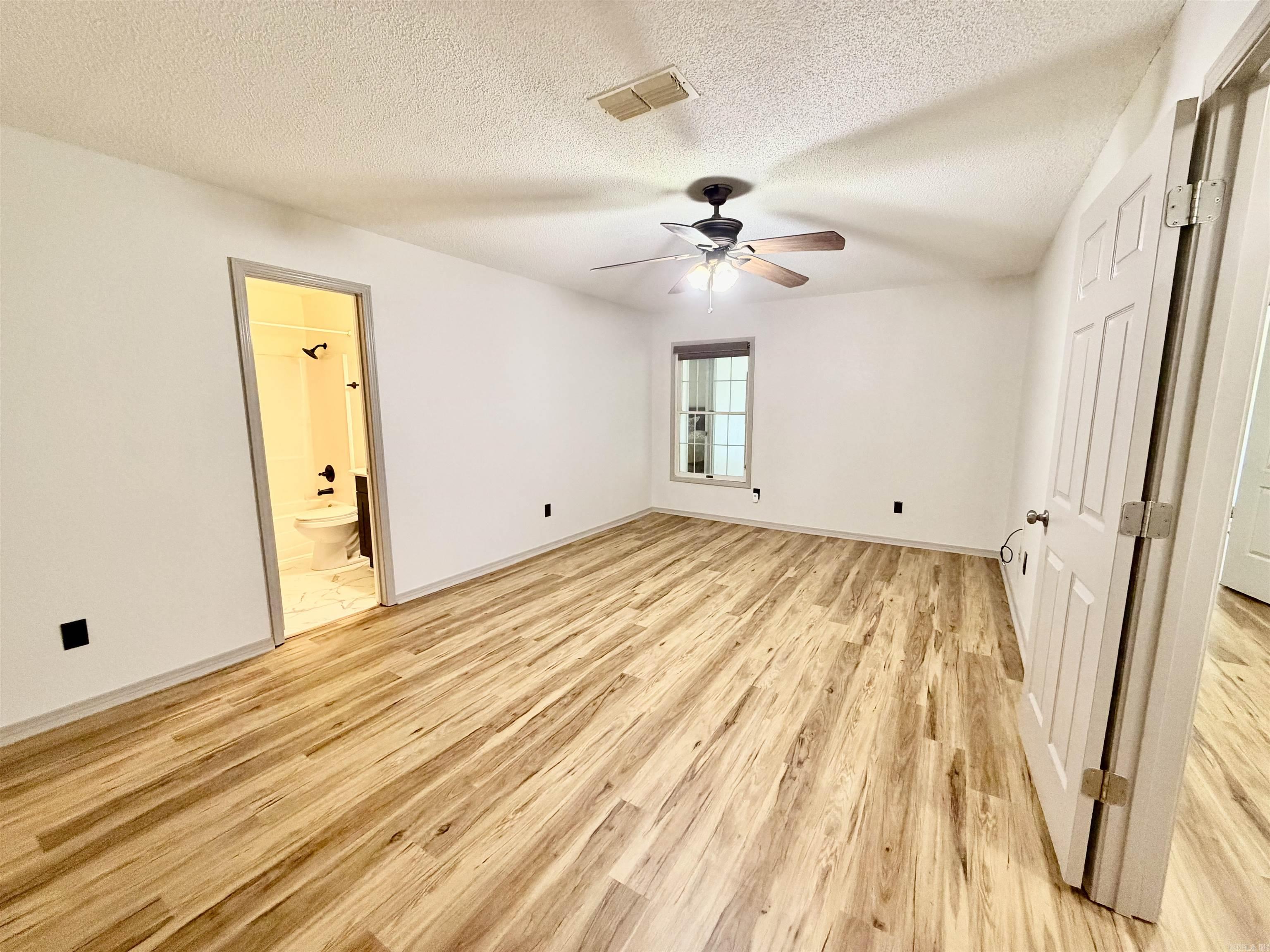 1407 S Trotter Property Photo 29