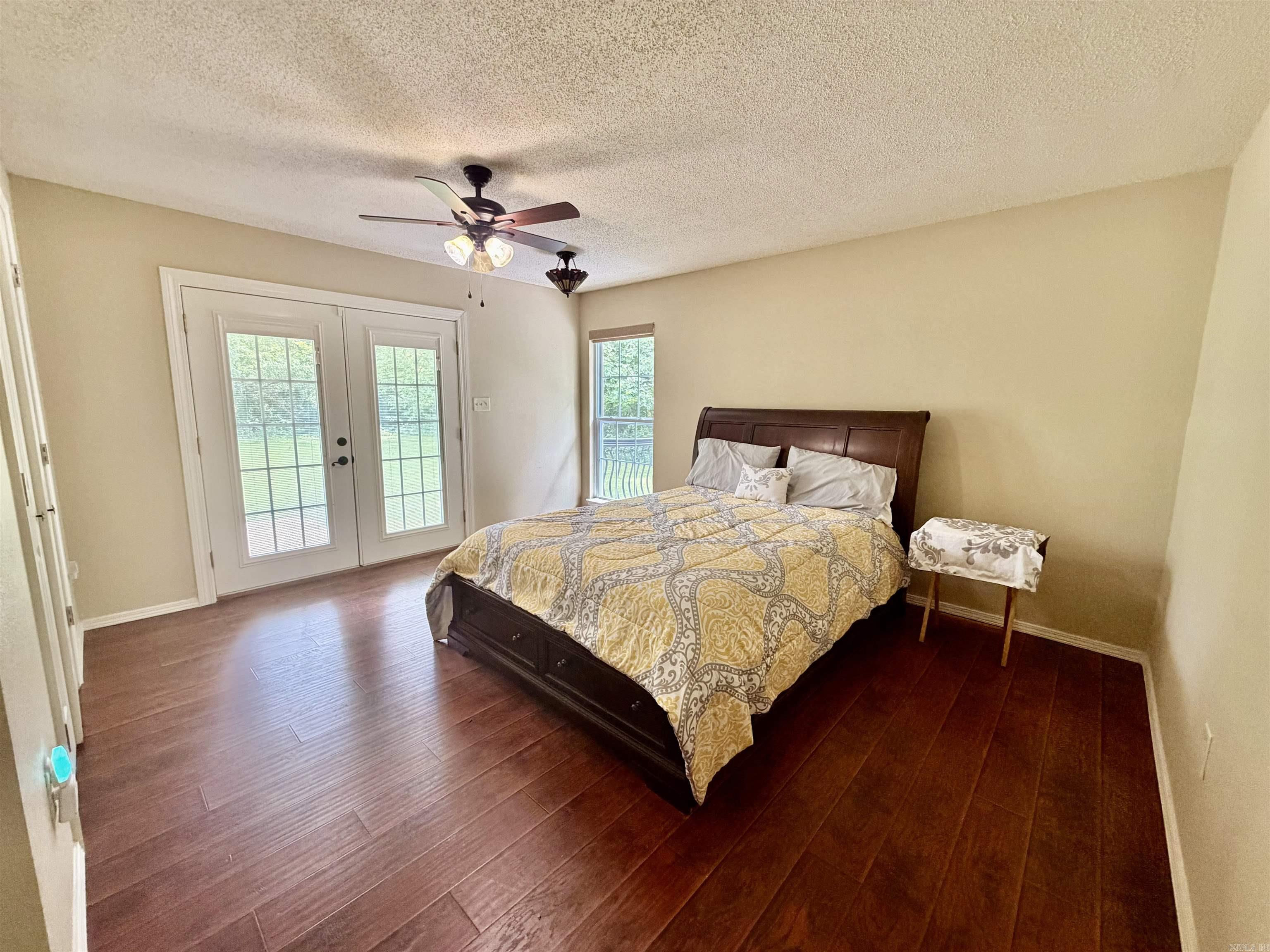 1407 S Trotter Property Photo 34