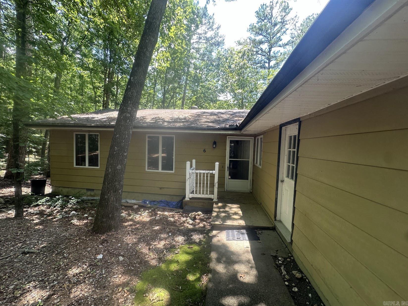 6 La Estrada Lane Property Photo 2