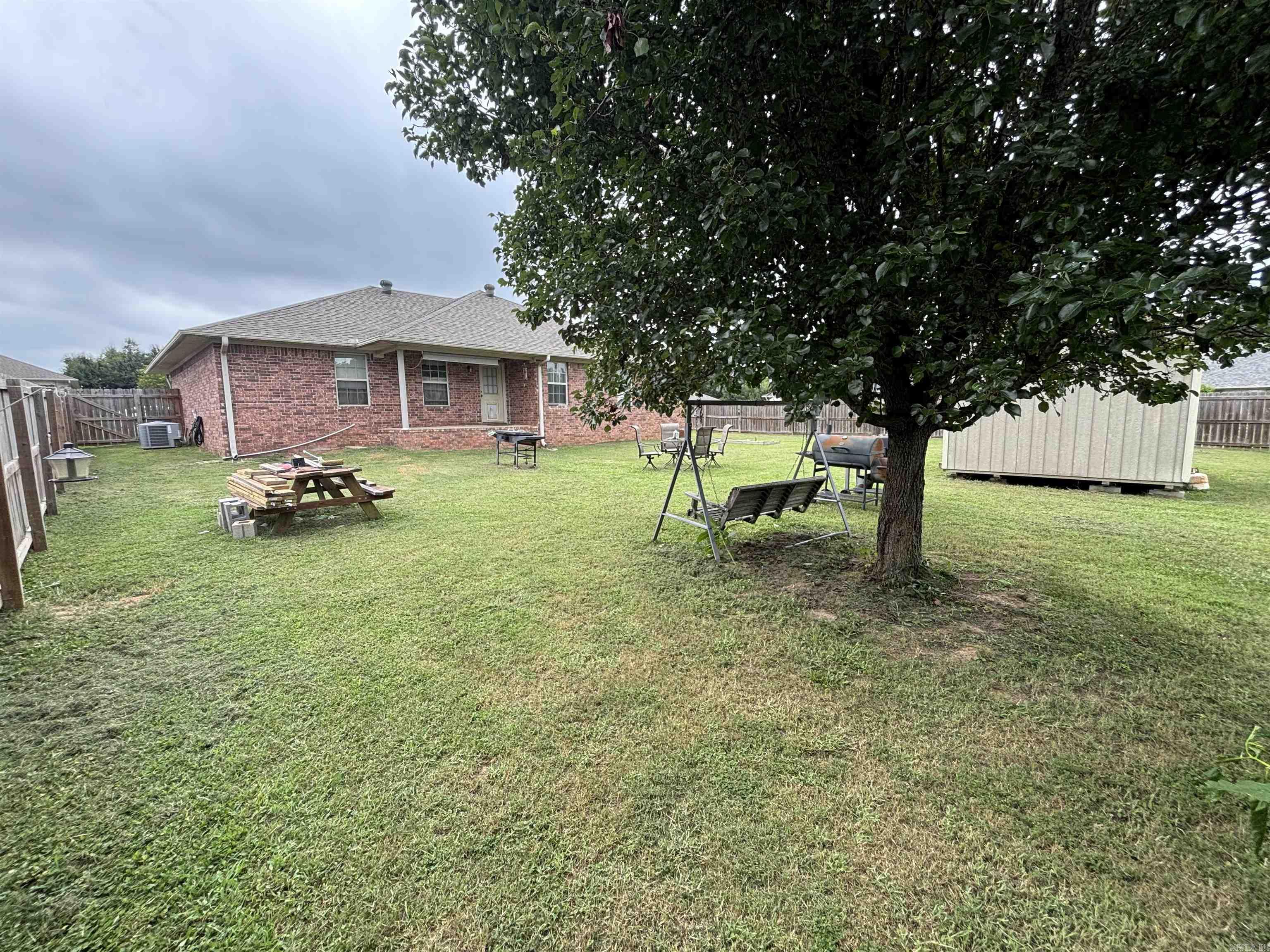 14 Windsor Park Drive Property Photo 7